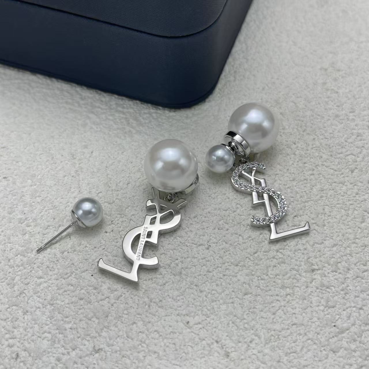 LuxluxHouse Low Price And High Quality Accessories YSL