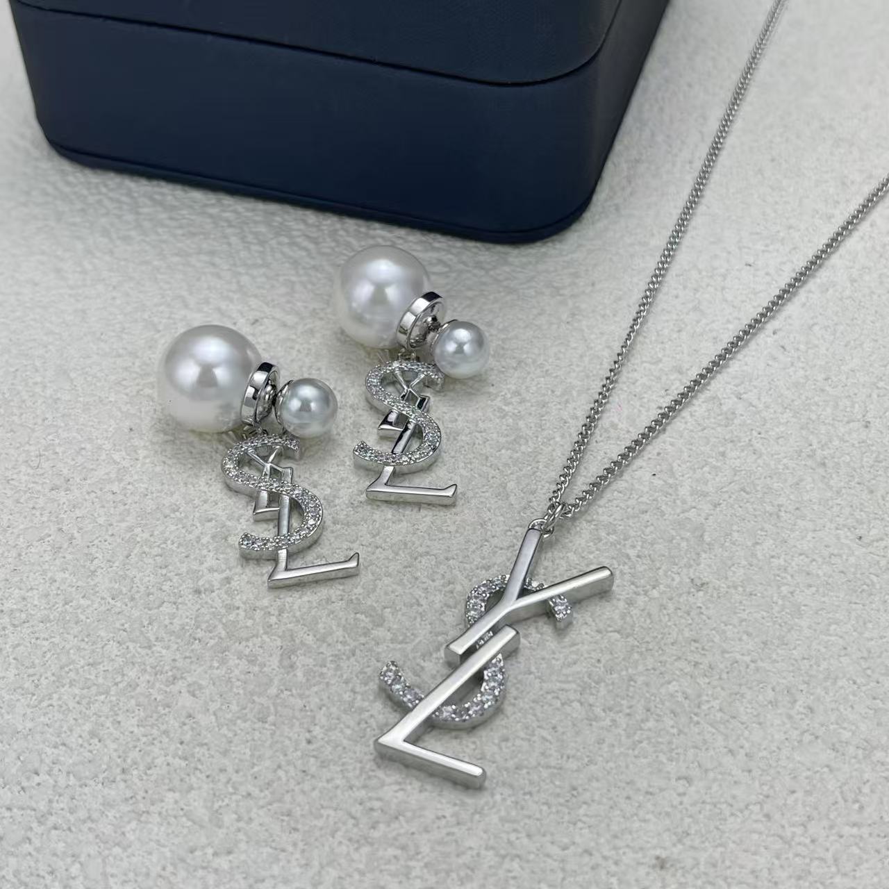 LuxluxHouse Low Price And High Quality Accessories YSL