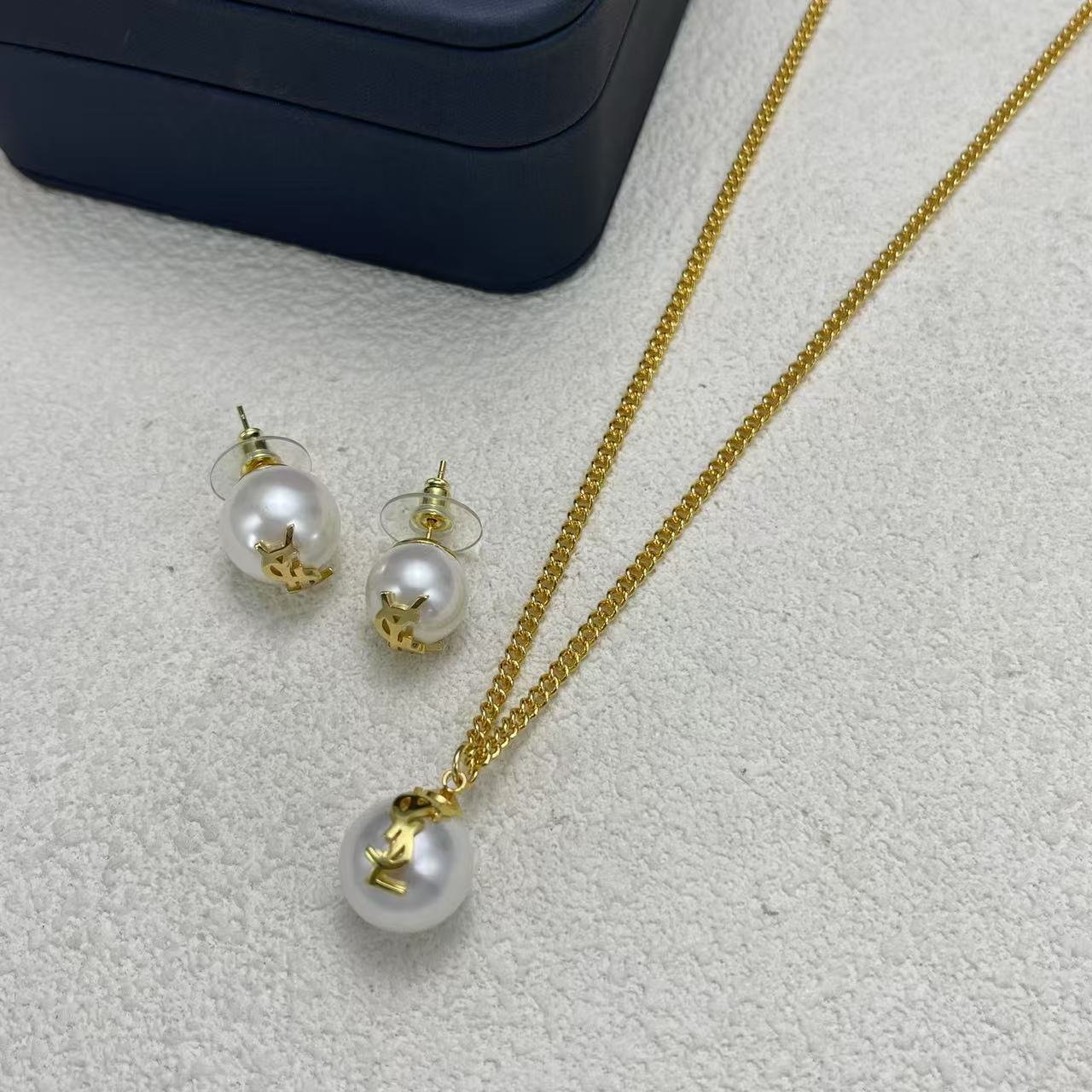 LuxluxHouse Low Price And High Quality Accessories YSL