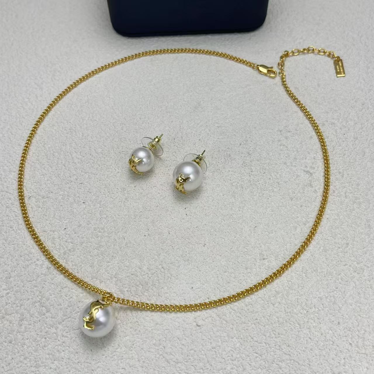 LuxluxHouse Low Price And High Quality Accessories YSL