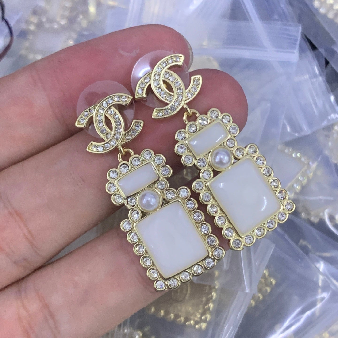 LuxluxHouse Low Price And High Quality Accessories Chanel