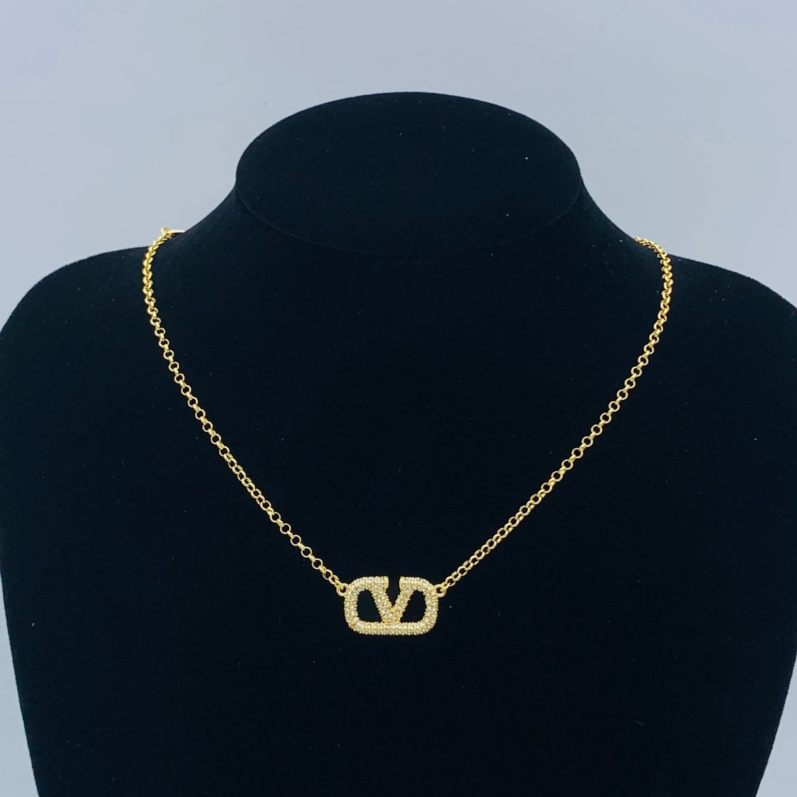 LuxluxHouse Low Price And High Quality Accessories Valentino