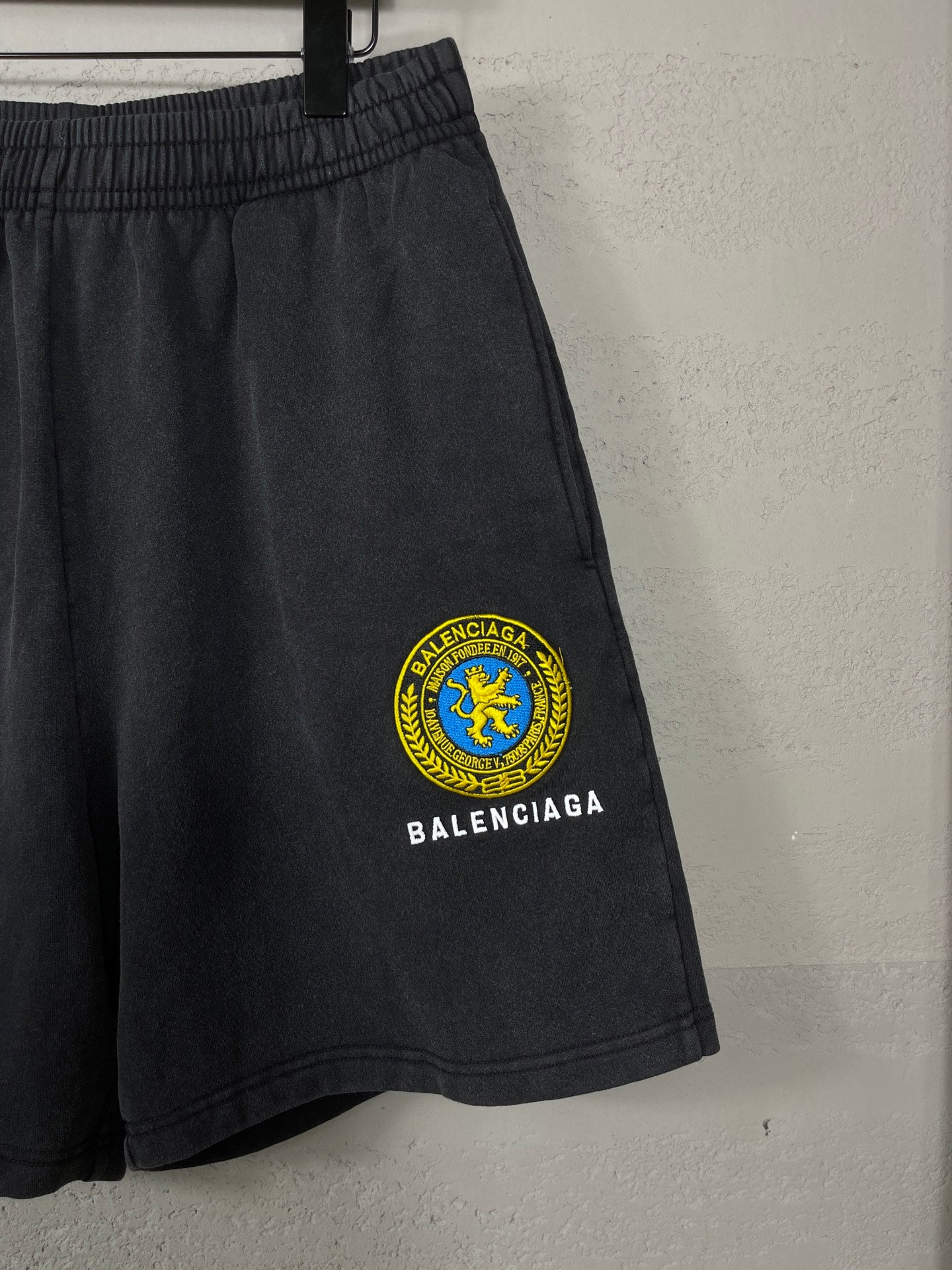 LuxluxHouse Best Quality Clothes Balenciaga Pants