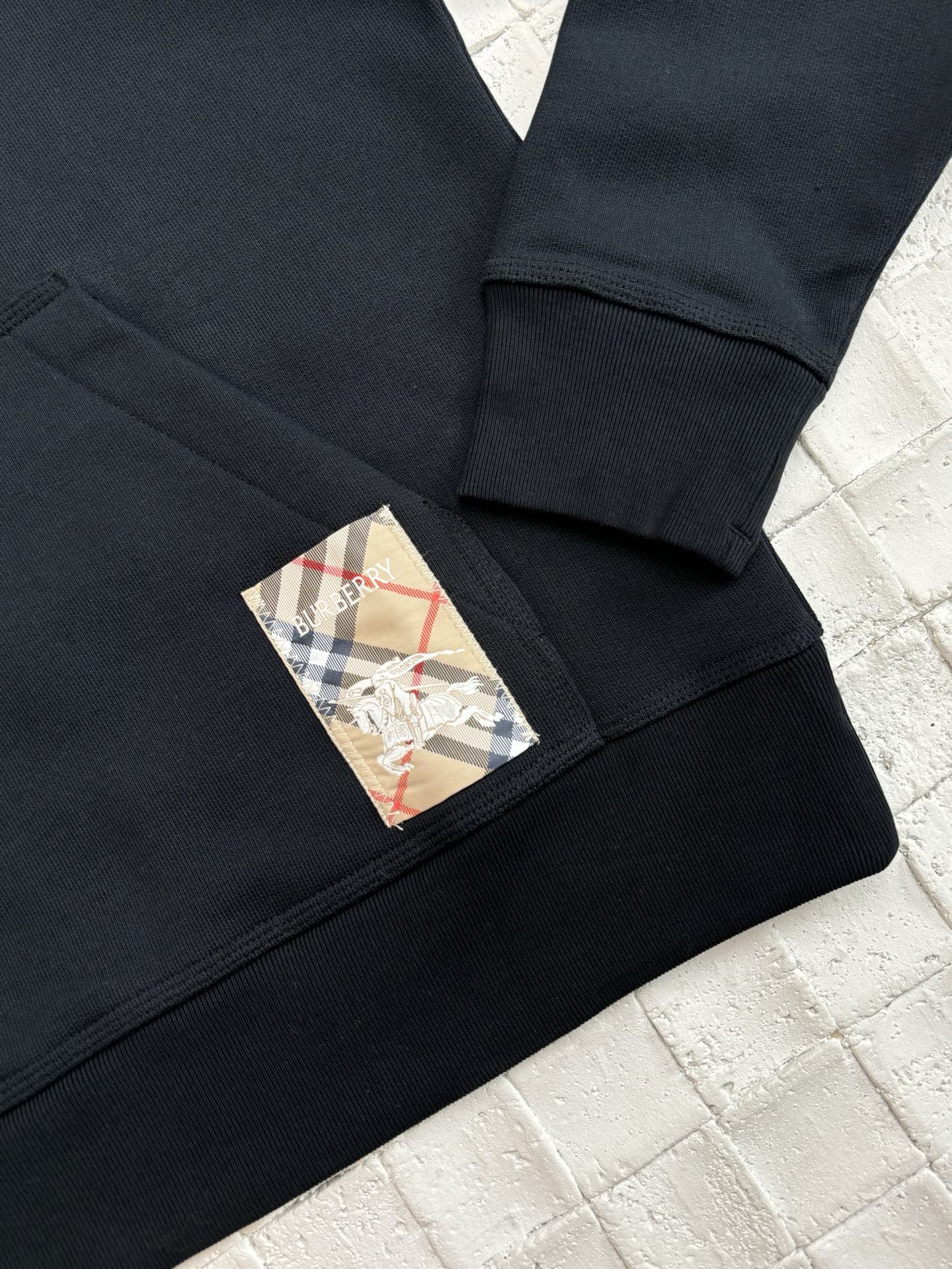 LuxluxHouse Best Quality Clothes Burberry Hoodie & Sweater