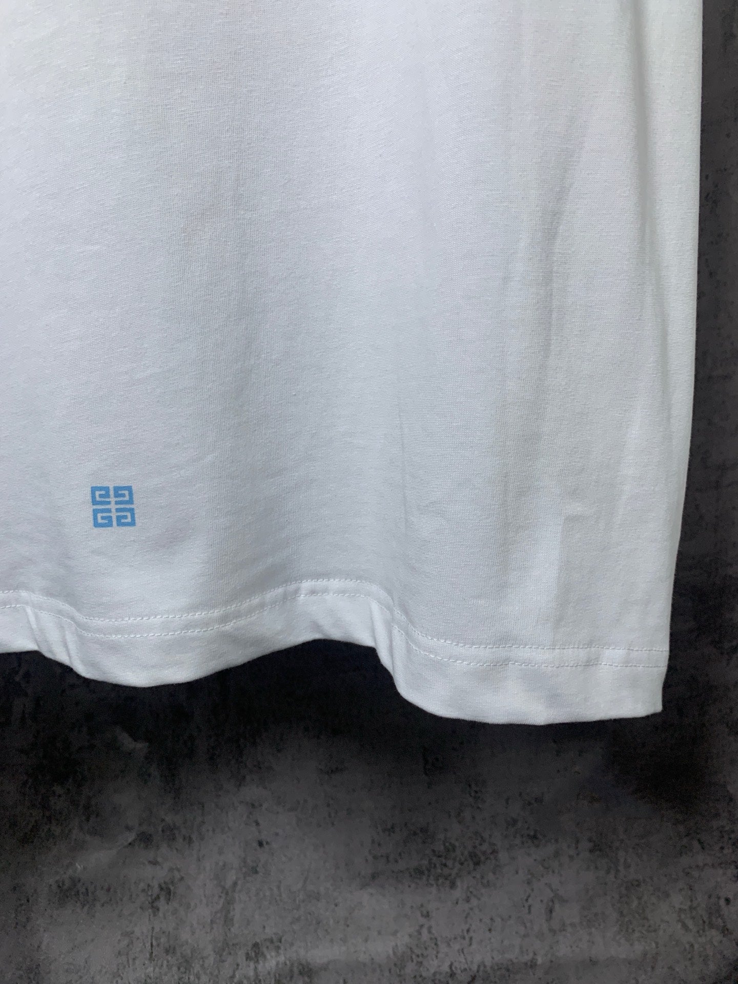 LuxluxHouse Best Quality Clothes Givenchy T-shirt
