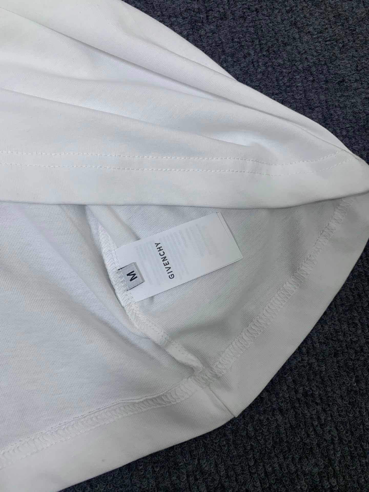 LuxluxHouse Best Quality Clothes Givenchy T-shirt