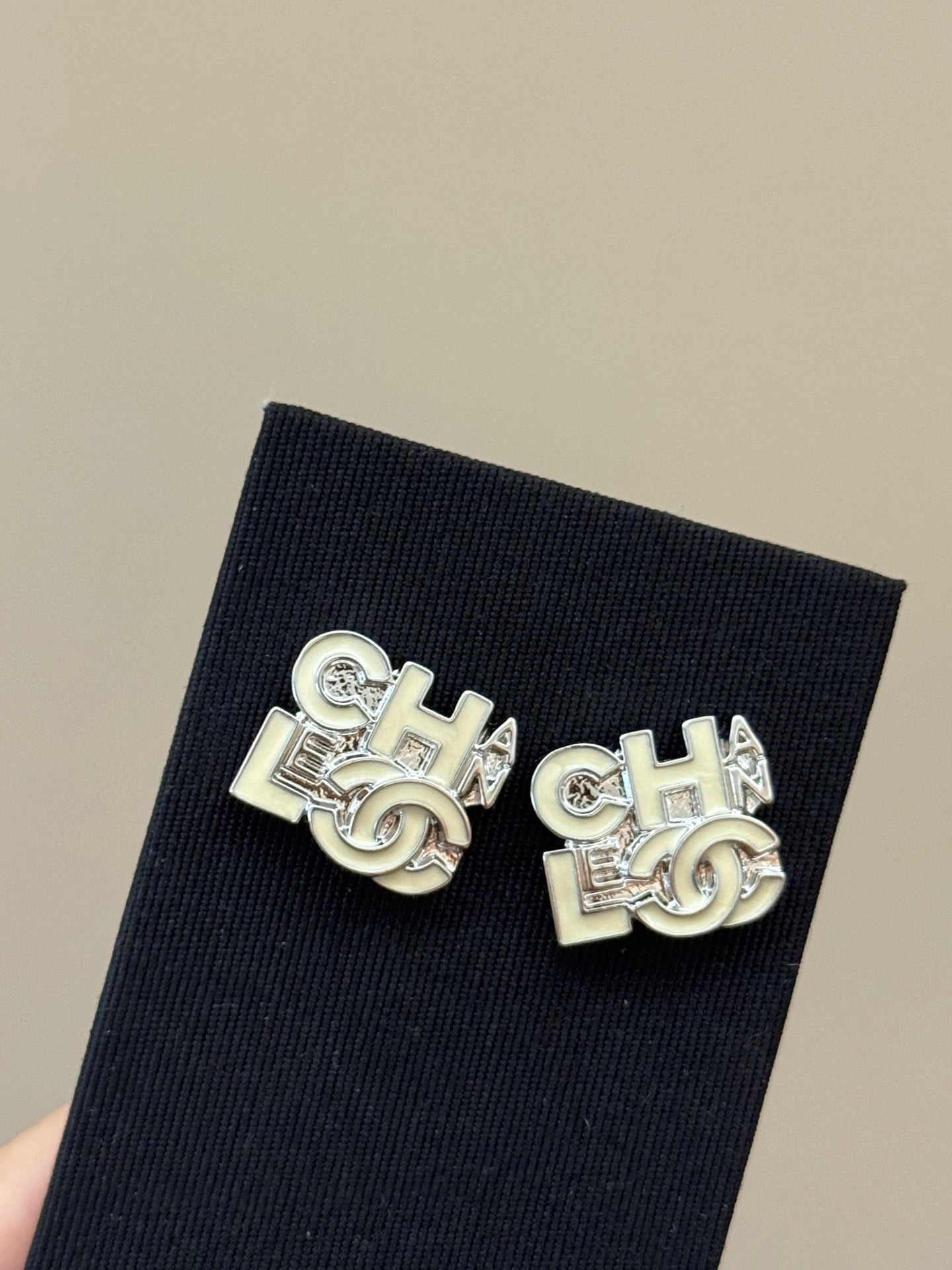 LuxluxHouse Low Price And High Quality Accessories Chanel