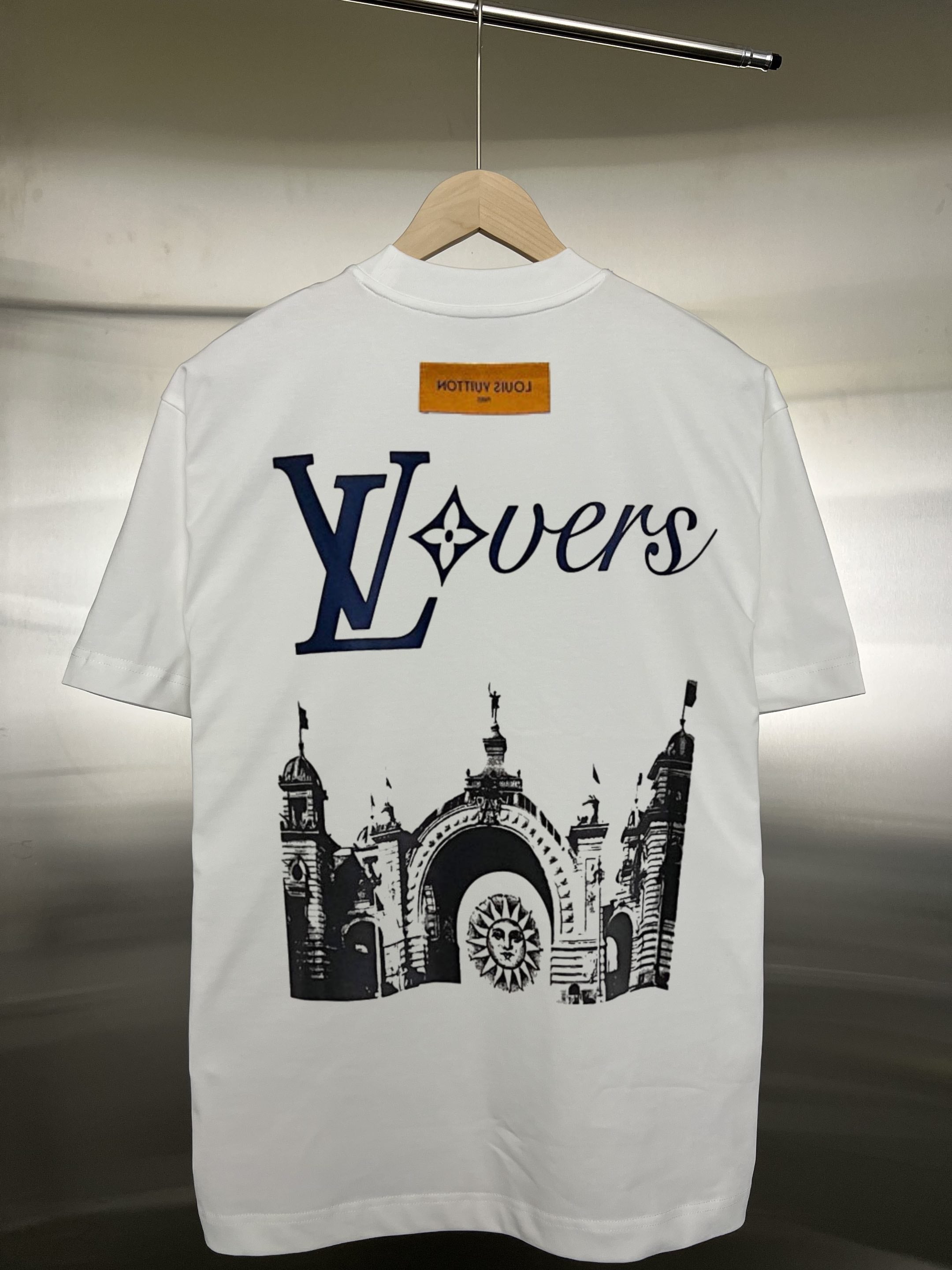 LuxluxHouse Best Quality Clothes T-shirt Louis Vuitton