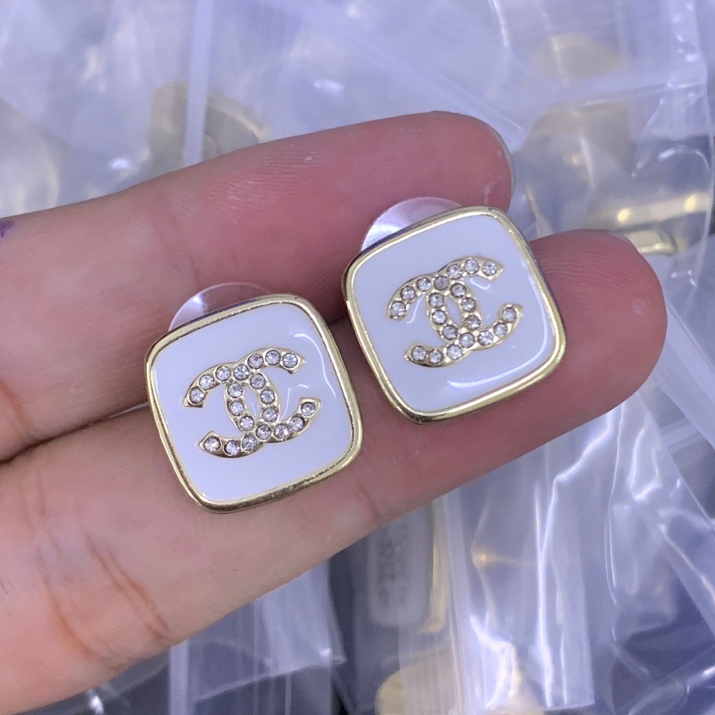 LuxluxHouse Low Price And High Quality Accessories Chanel