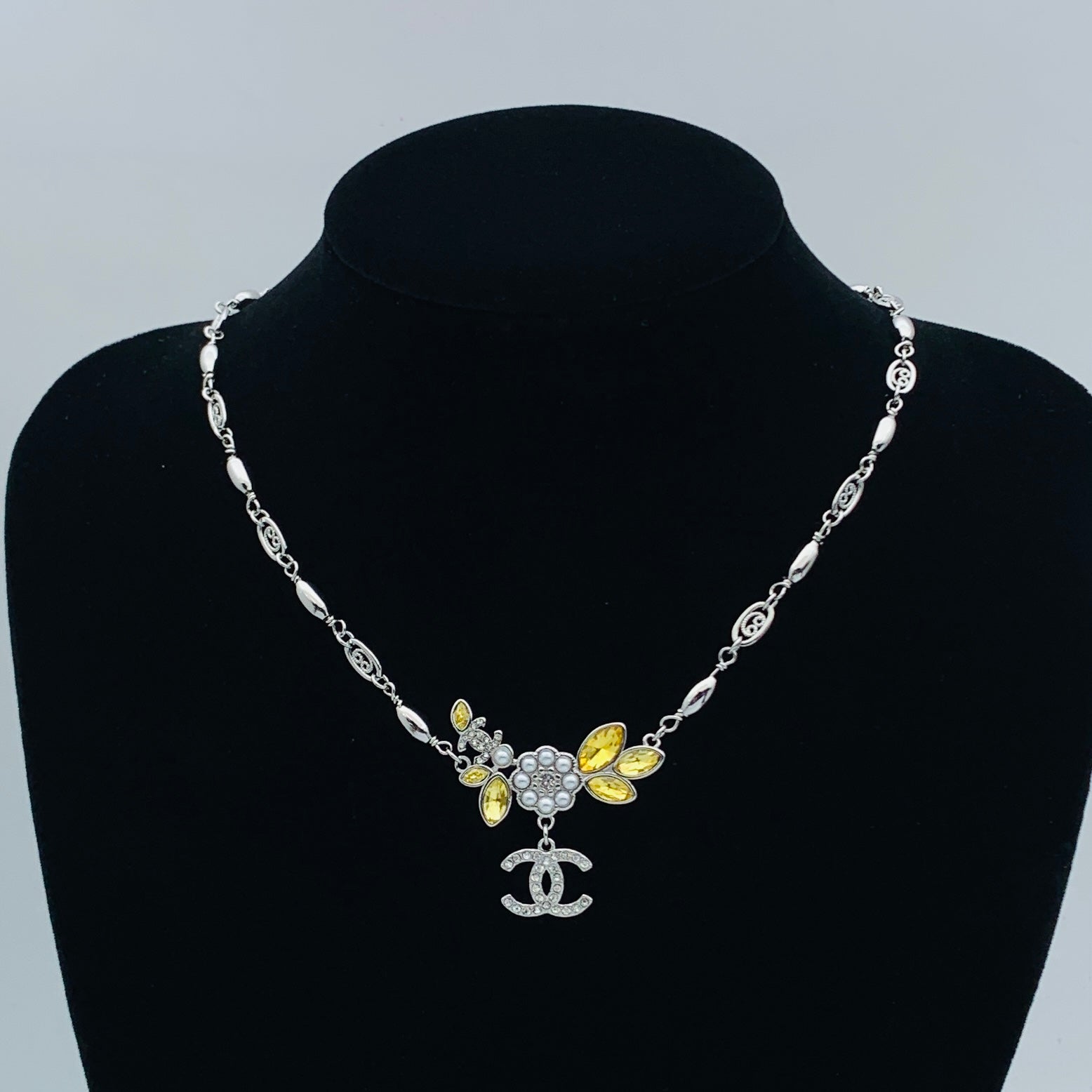 LuxluxHouse Low Price And High Quality Accessories Chanel