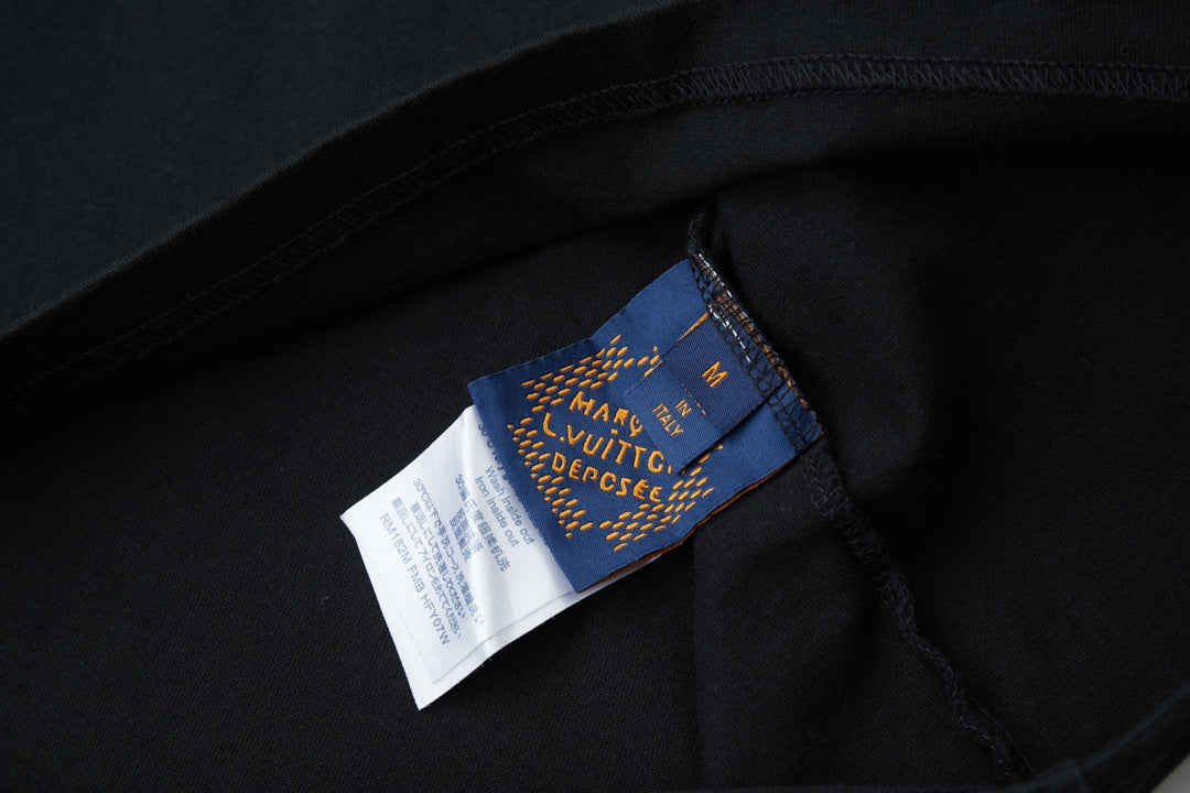 LuxluxHouse Best Quality Clothes T-shirt Louis Vuitton