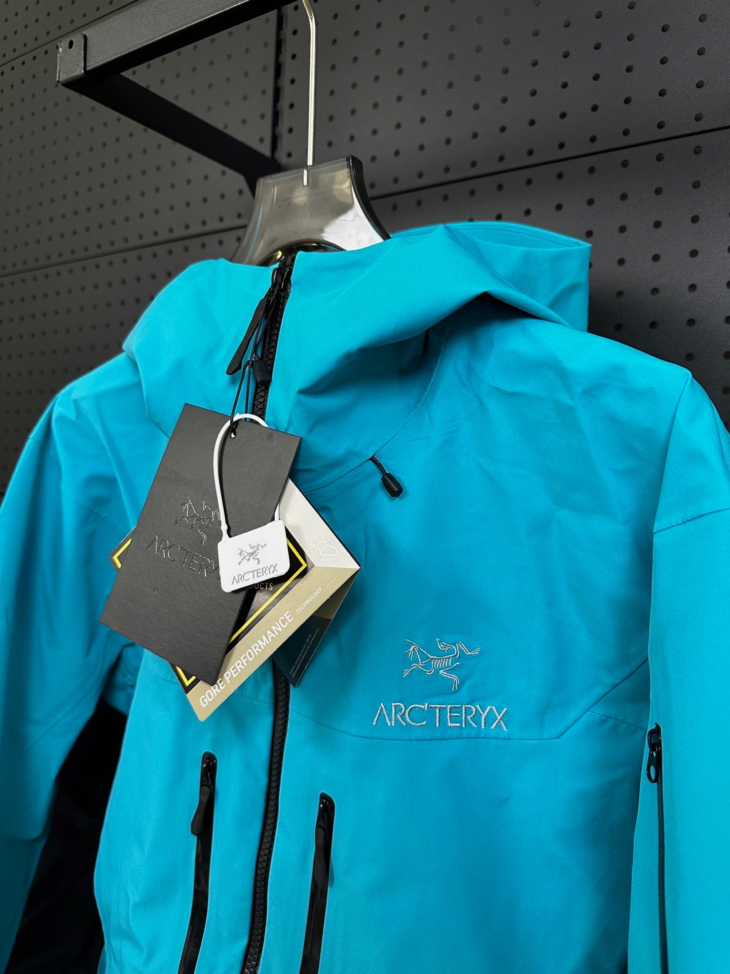 LuxluxHouse Best Quality Clothes Coats & Jackets Arcteryx