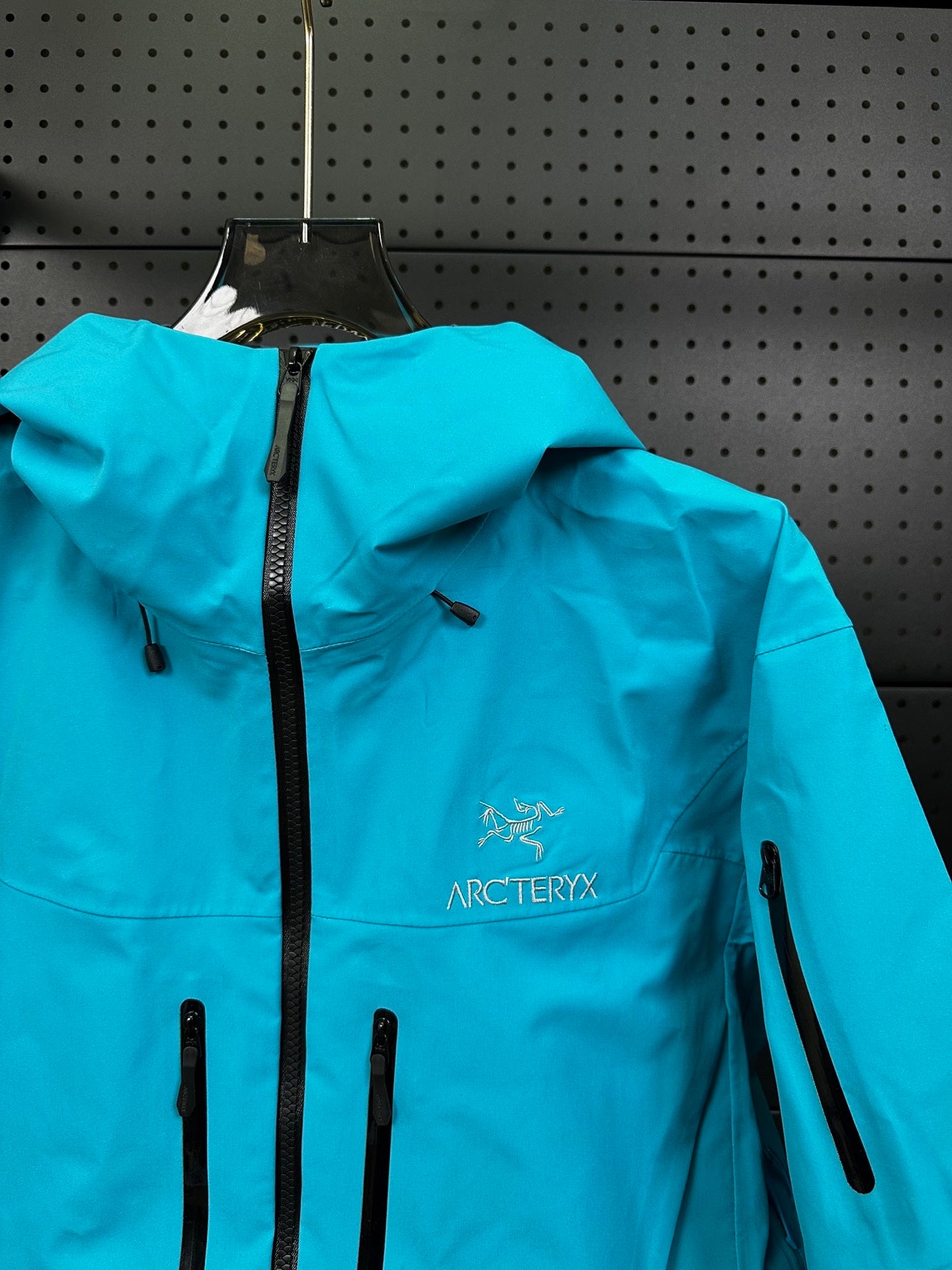 LuxluxHouse Best Quality Clothes Coats & Jackets Arcteryx