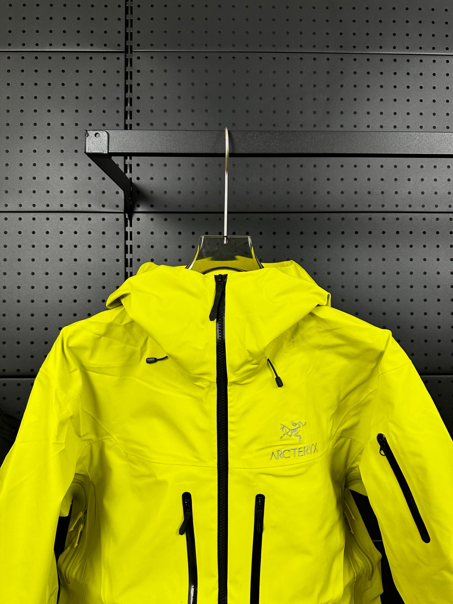 LuxluxHouse Best Quality Clothes Coats & Jackets Arcteryx