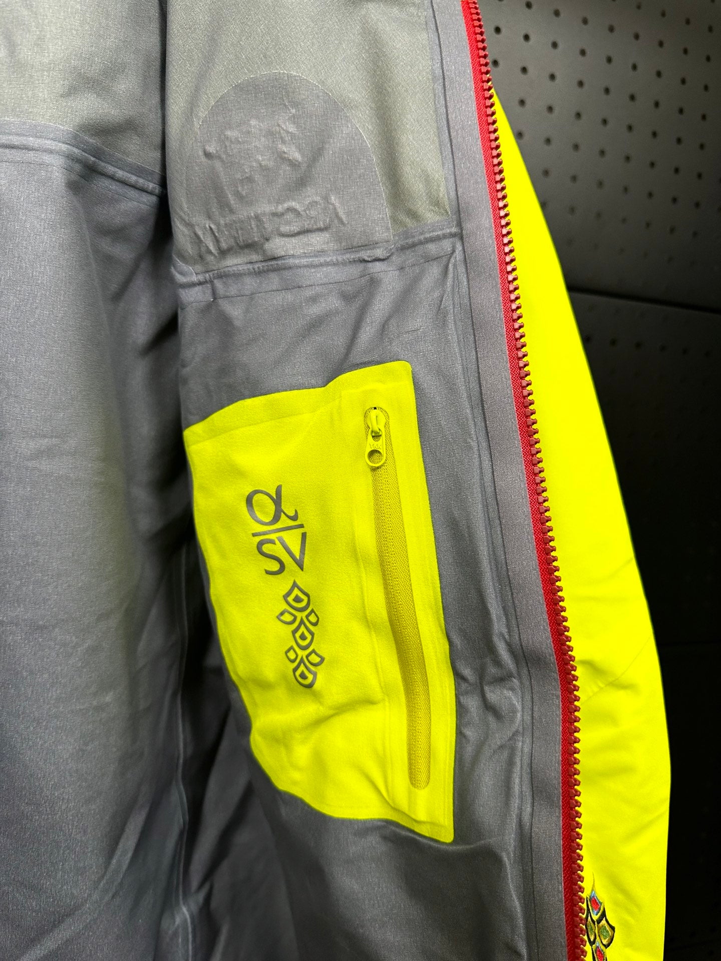 LuxluxHouse Best Quality Clothes Coats & Jackets Arcteryx
