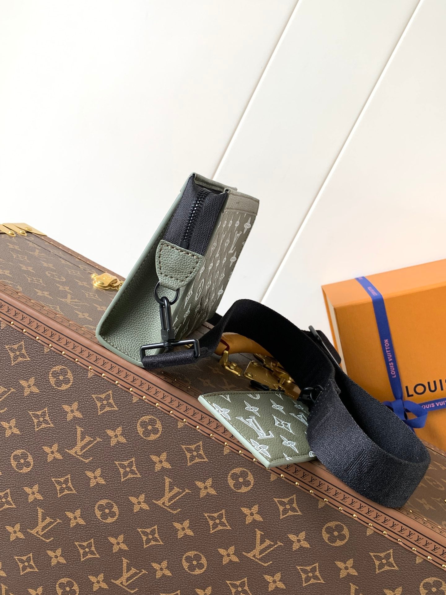 LuxluxHouse Best Quality Bags Louis Vuitton Men