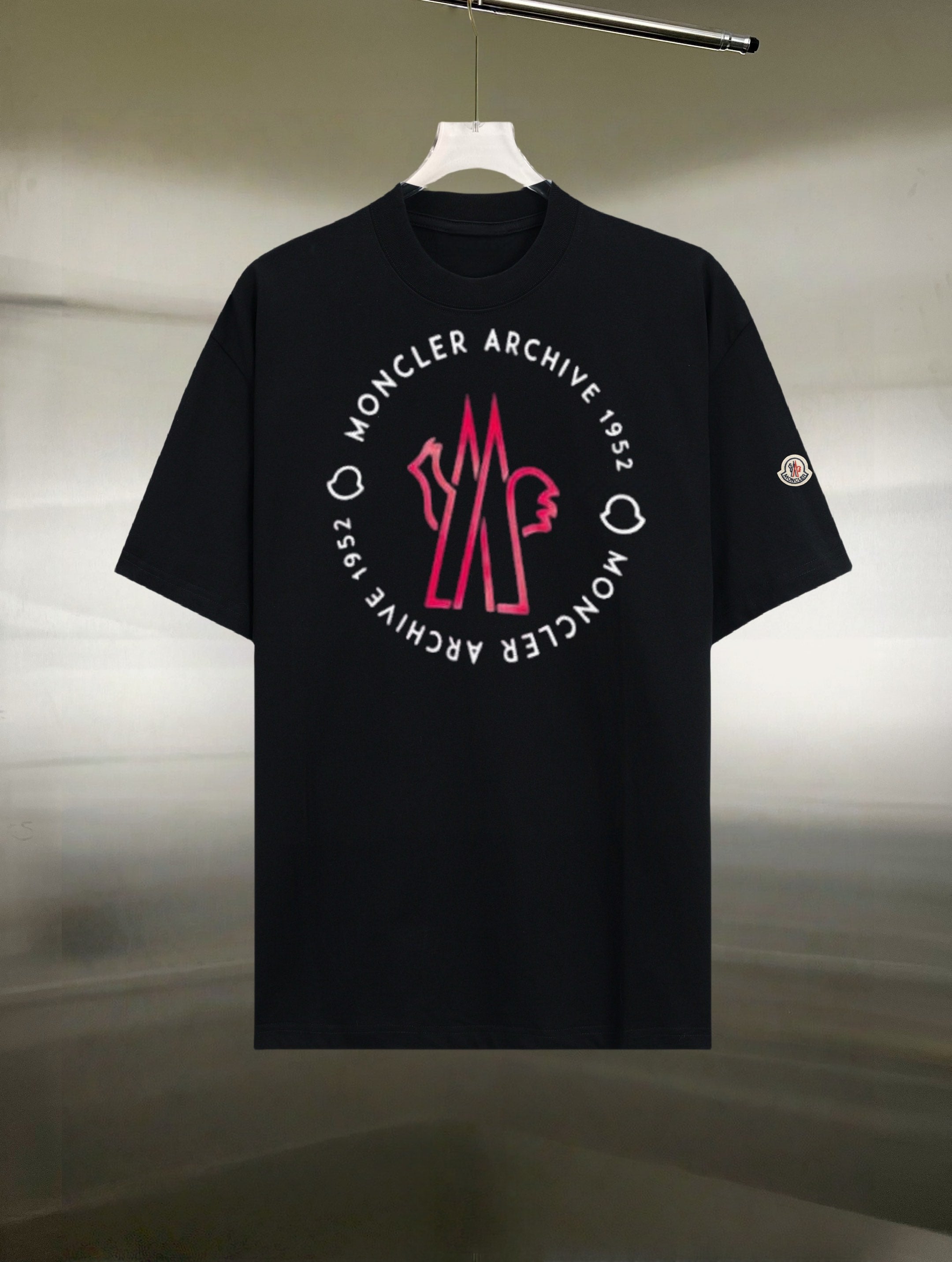 LuxluxHouse Best Quality Clothes T-shirt Moncler