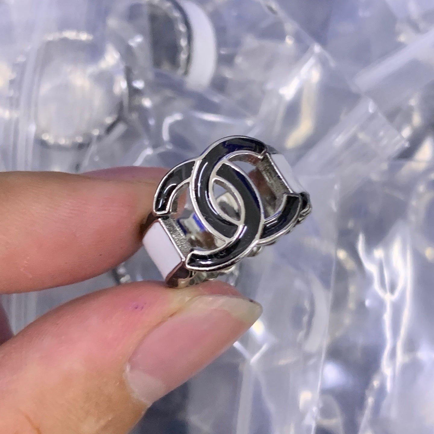 LuxluxHouse Low Price And High Quality Accessories Chanel