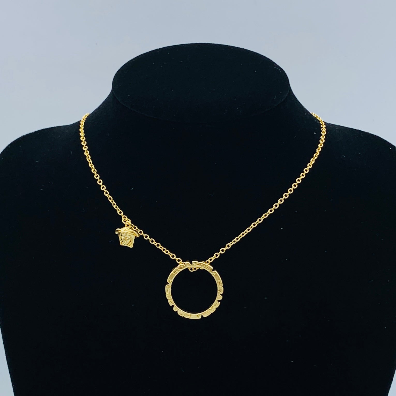 LuxluxHouse Low Price And High Quality Accessories Versace