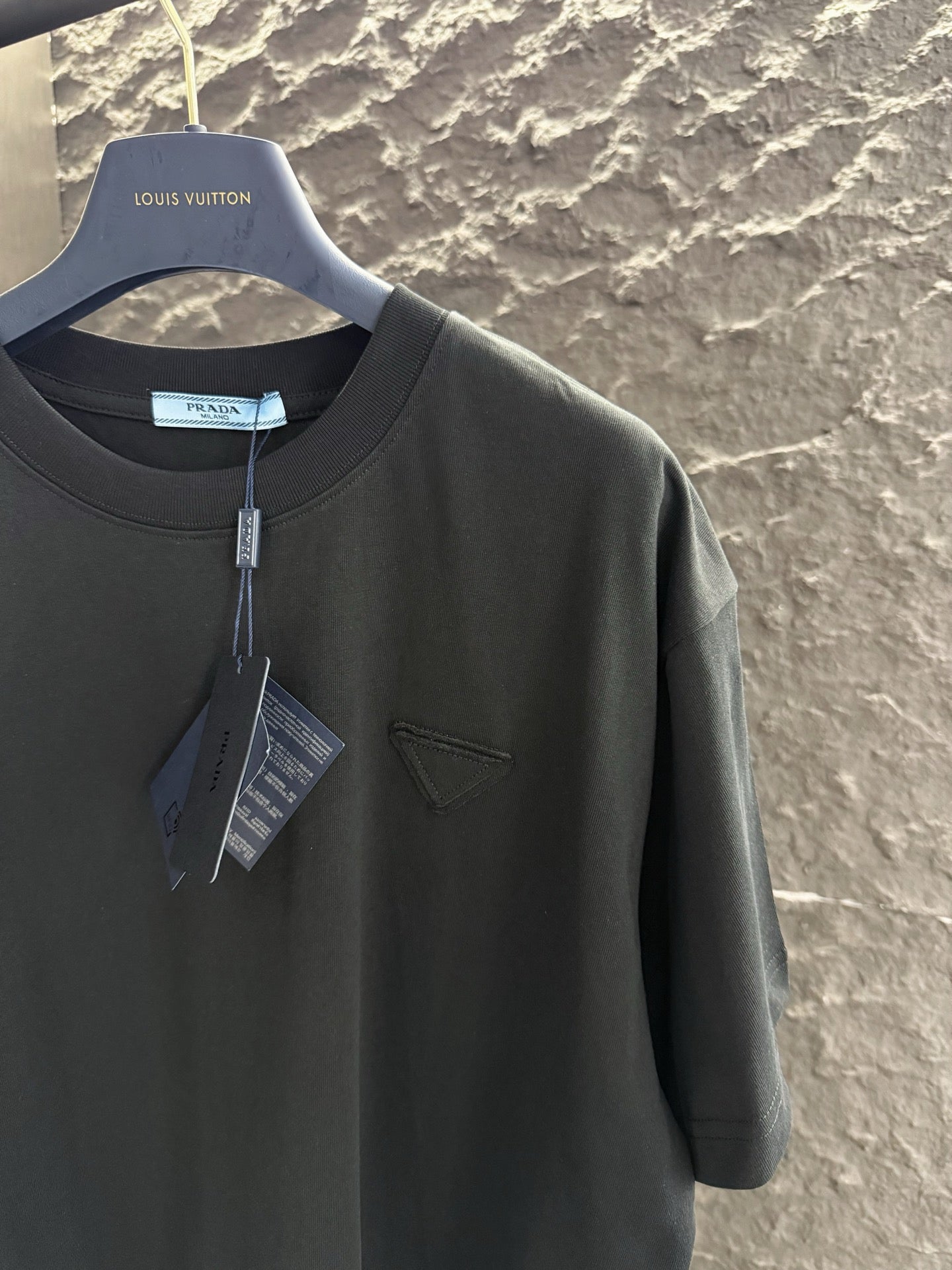 LuxluxHouse Best Quality Clothes T-shirt Prada