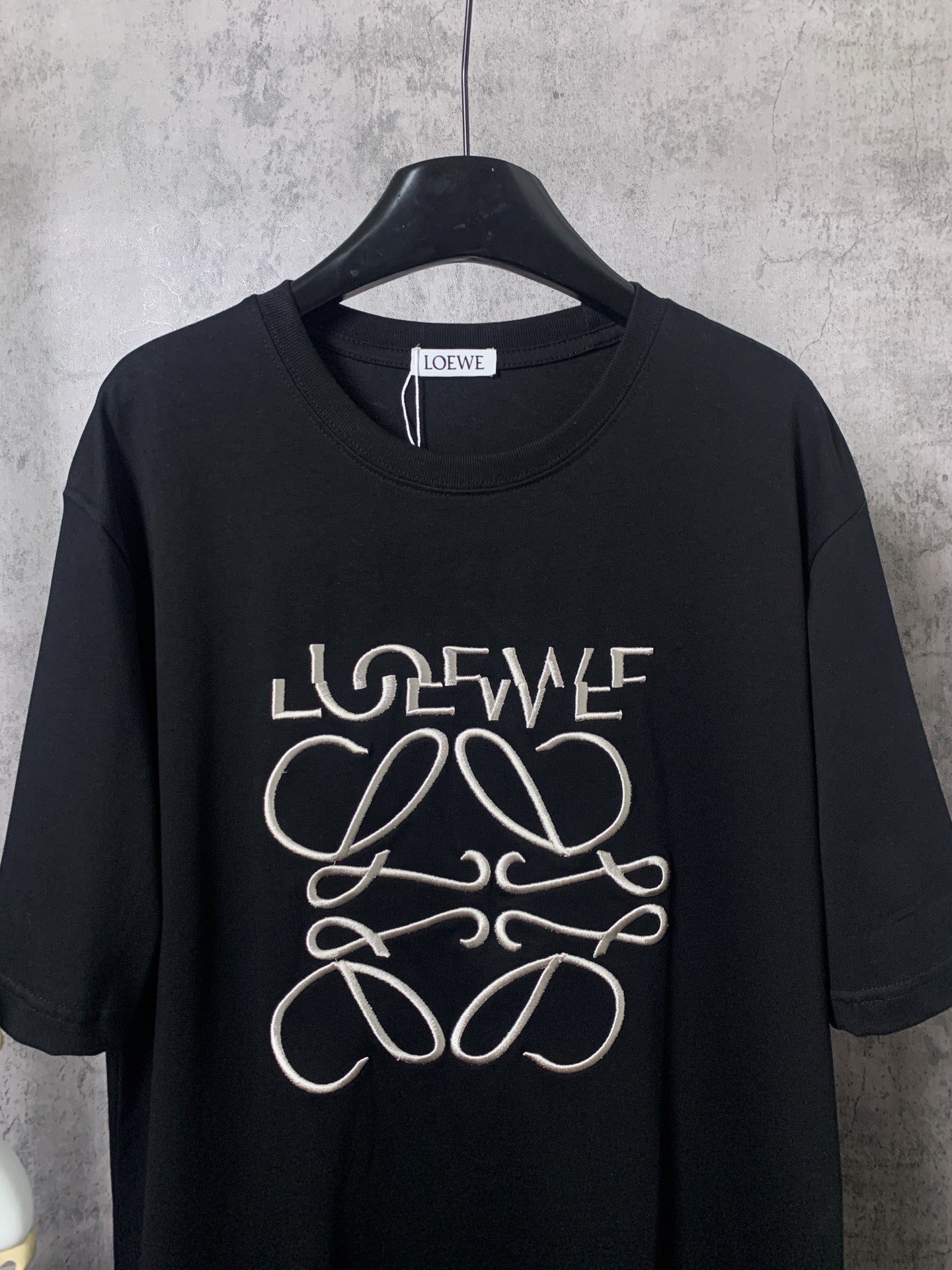 LuxluxHouse Best Quality Clothes T-shirt Loewe
