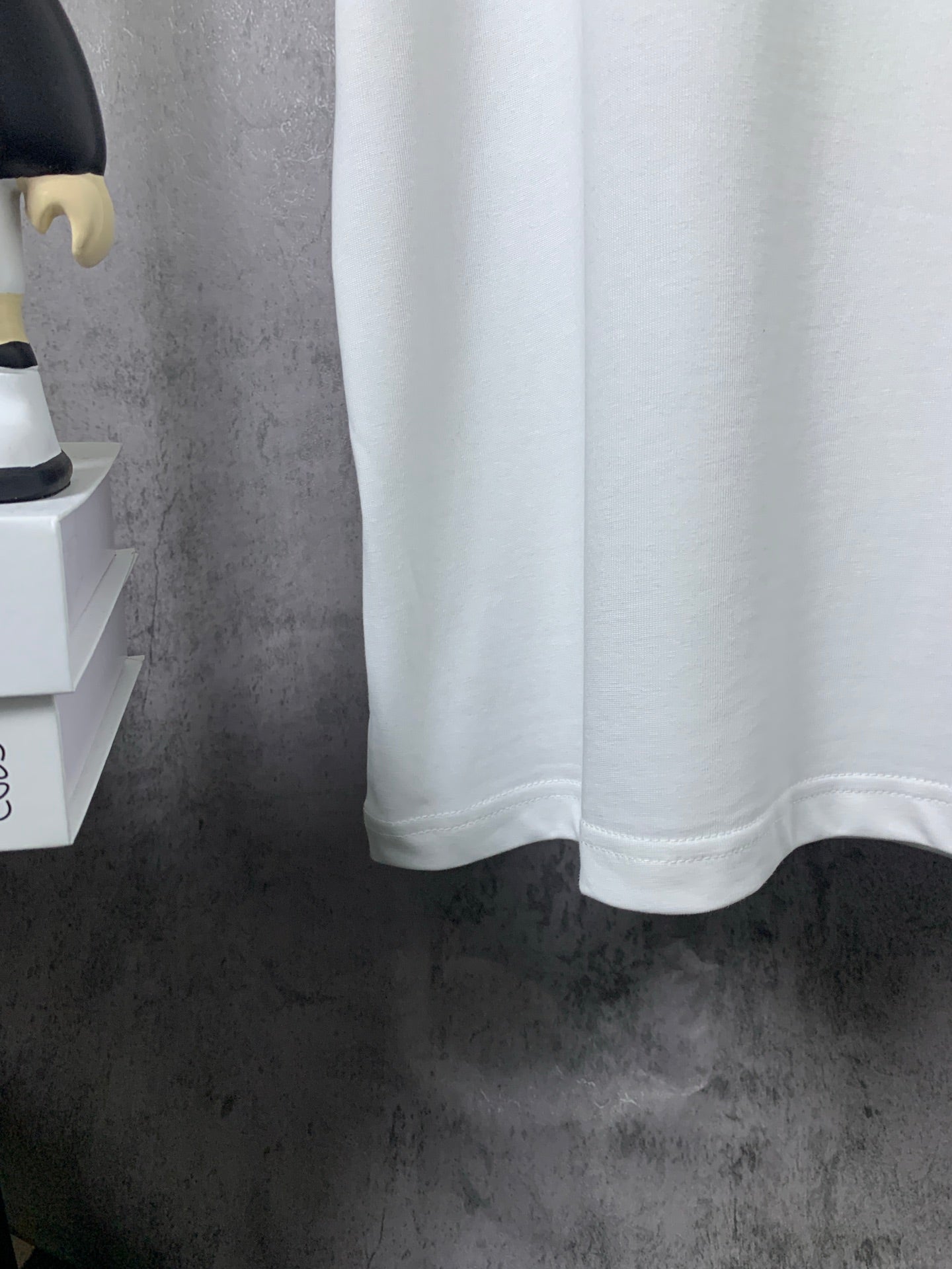 LuxluxHouse Best Quality Clothes T-shirt Loewe