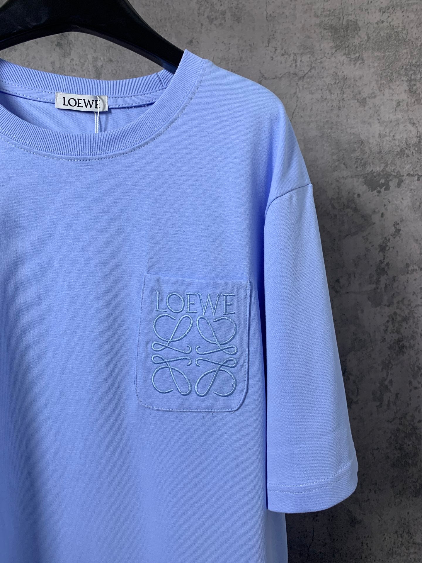 LuxluxHouse Best Quality Clothes T-shirt Loewe
