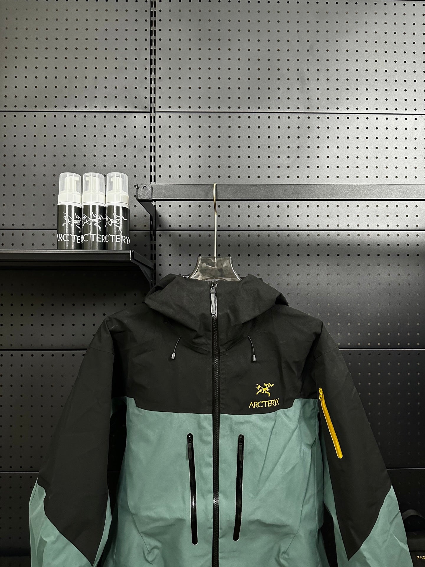LuxluxHouse Best Quality Clothes Coats & Jackets Arcteryx