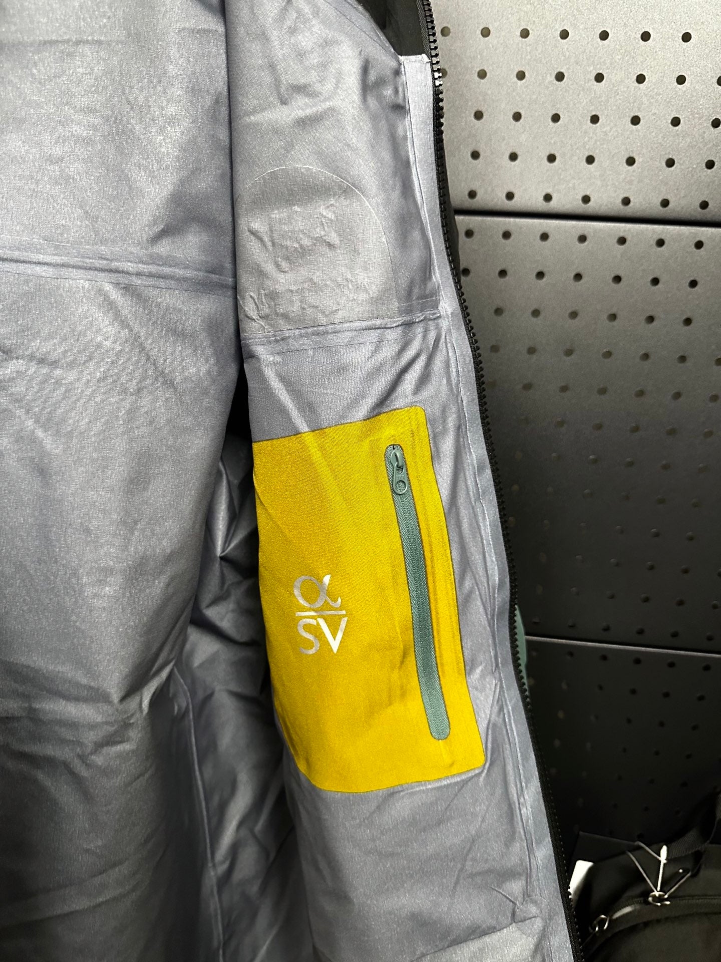 LuxluxHouse Best Quality Clothes Coats & Jackets Arcteryx