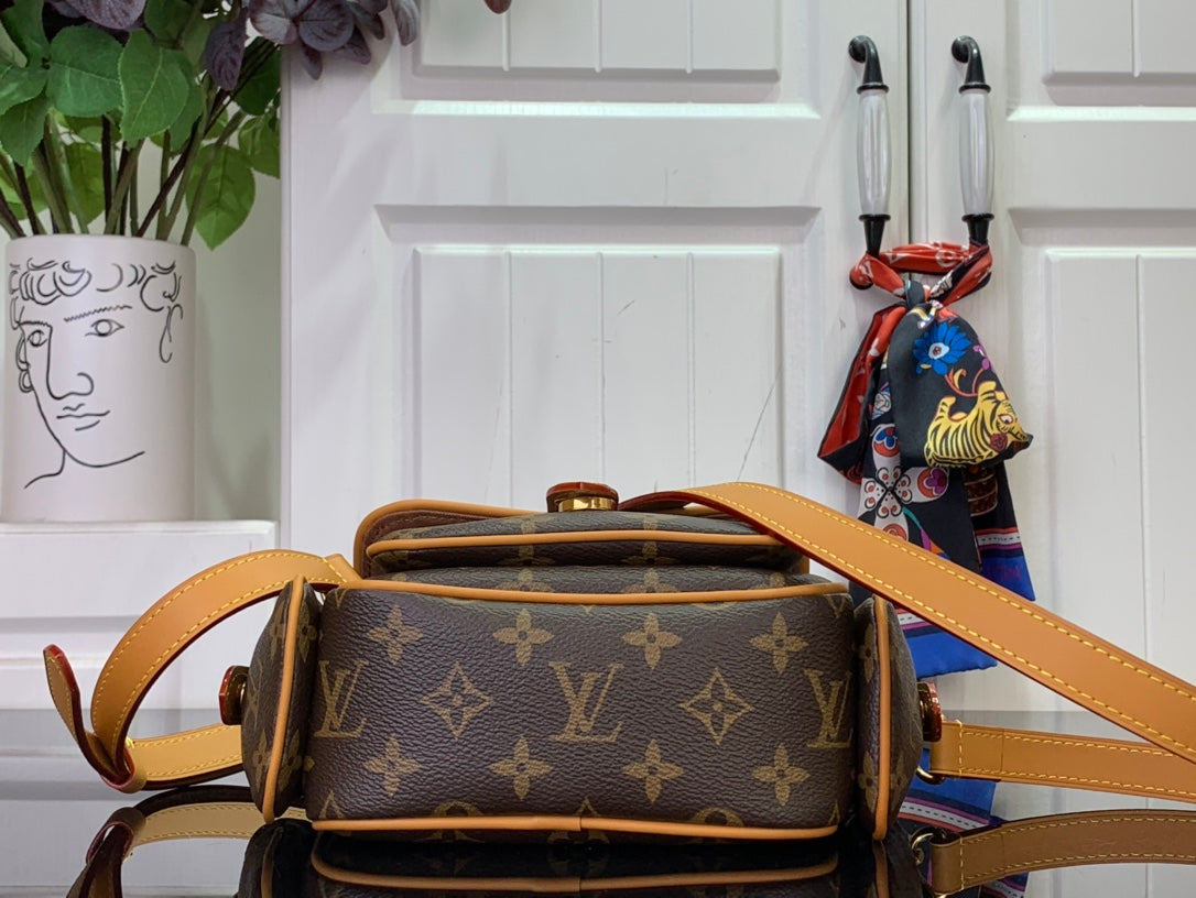LuxluxHouse Best Quality Bags Louis Vuitton Men