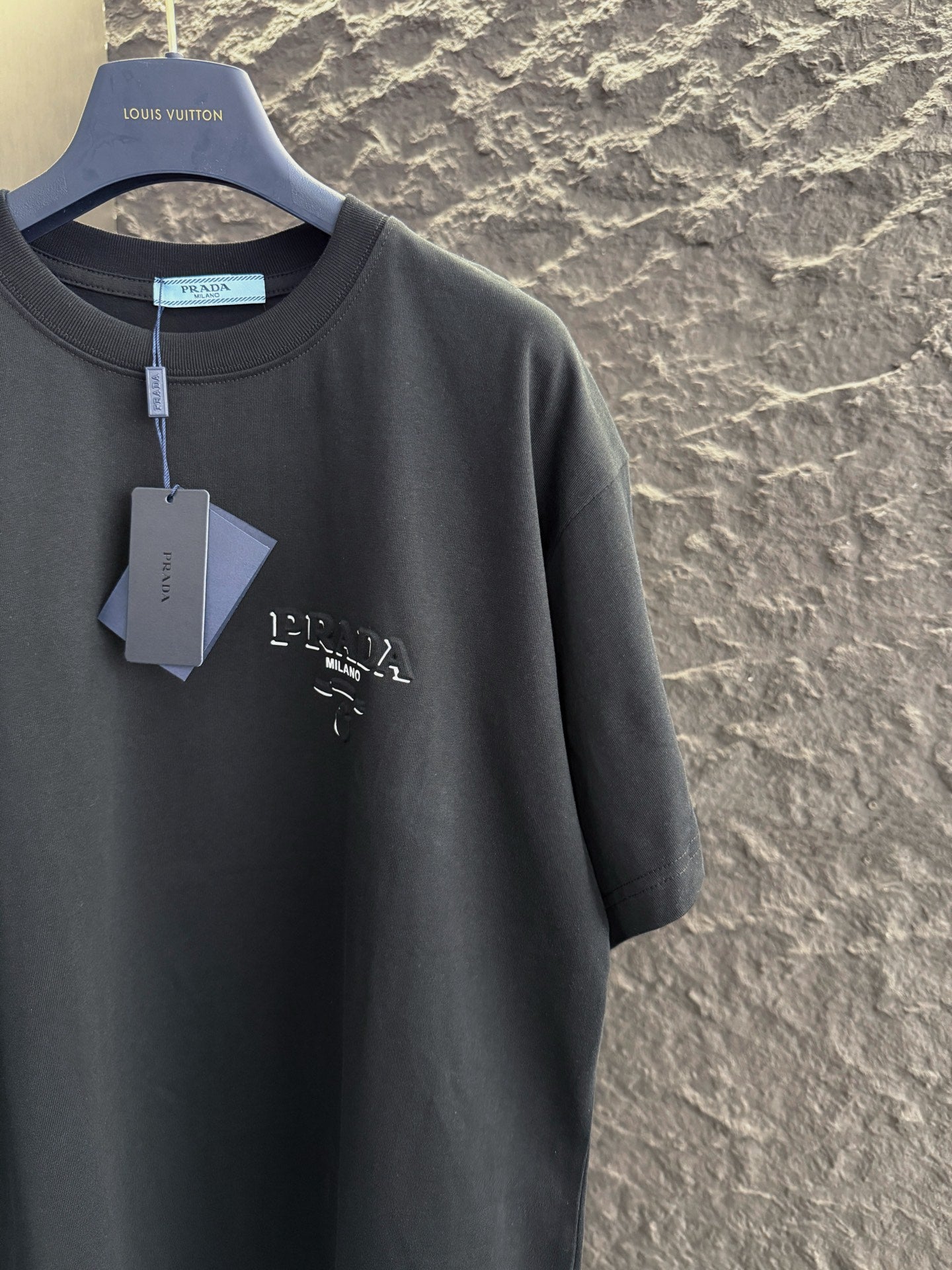 LuxluxHouse Best Quality Clothes T-shirt Prada