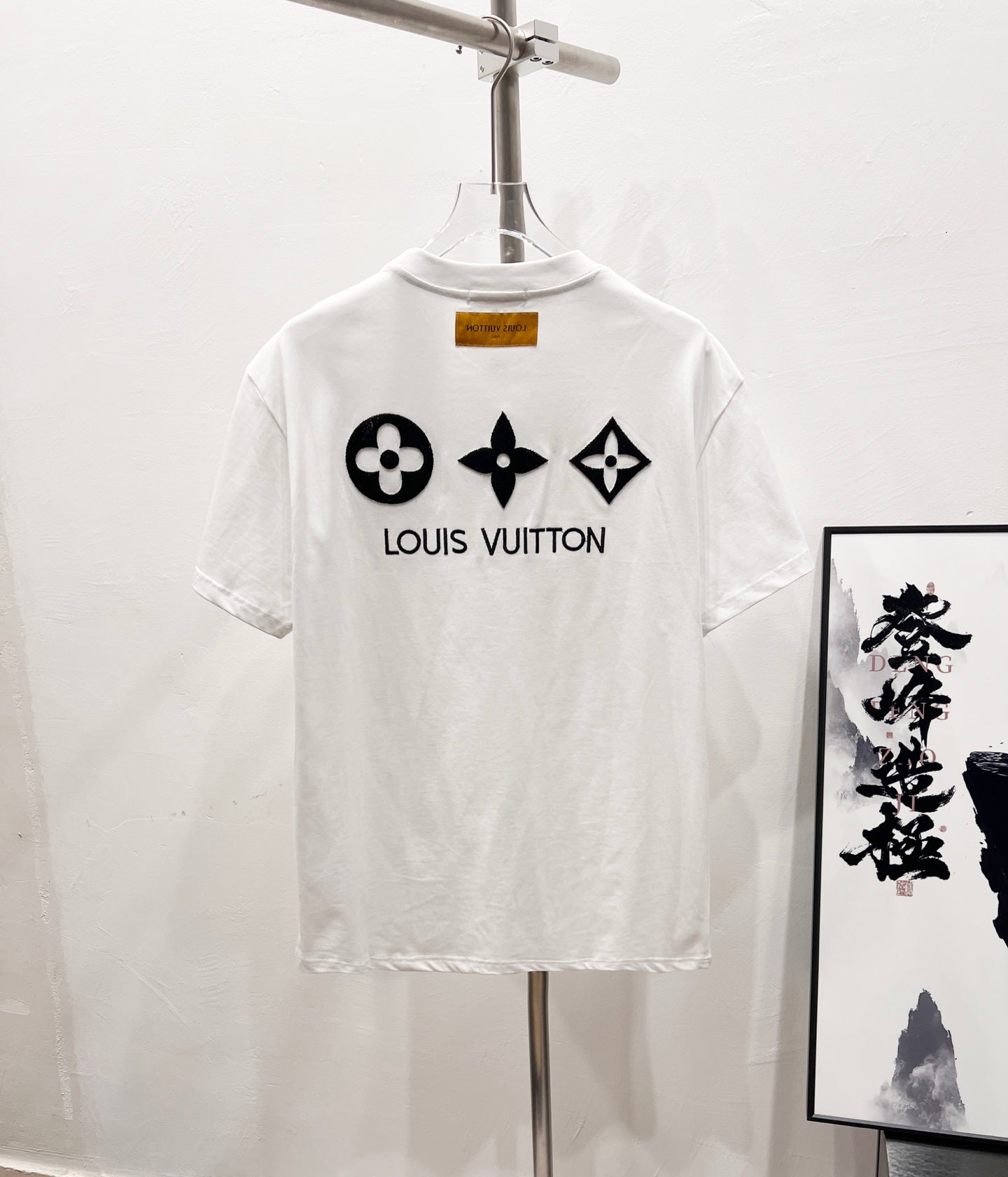 LuxluxHouse Best Quality Clothes T-shirt Louis Vuitton