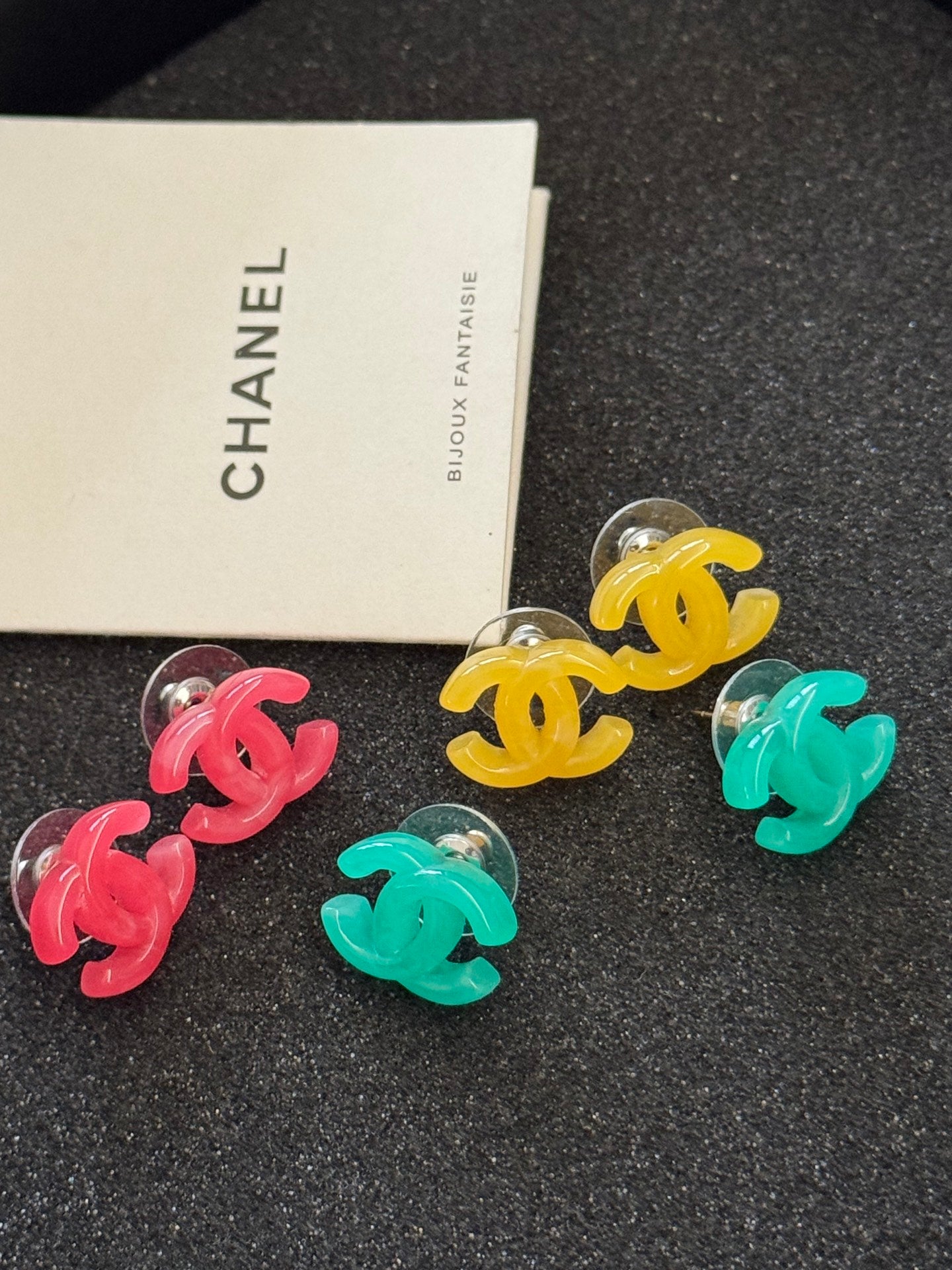 LuxluxHouse Low Price And High Quality Accessories Chanel