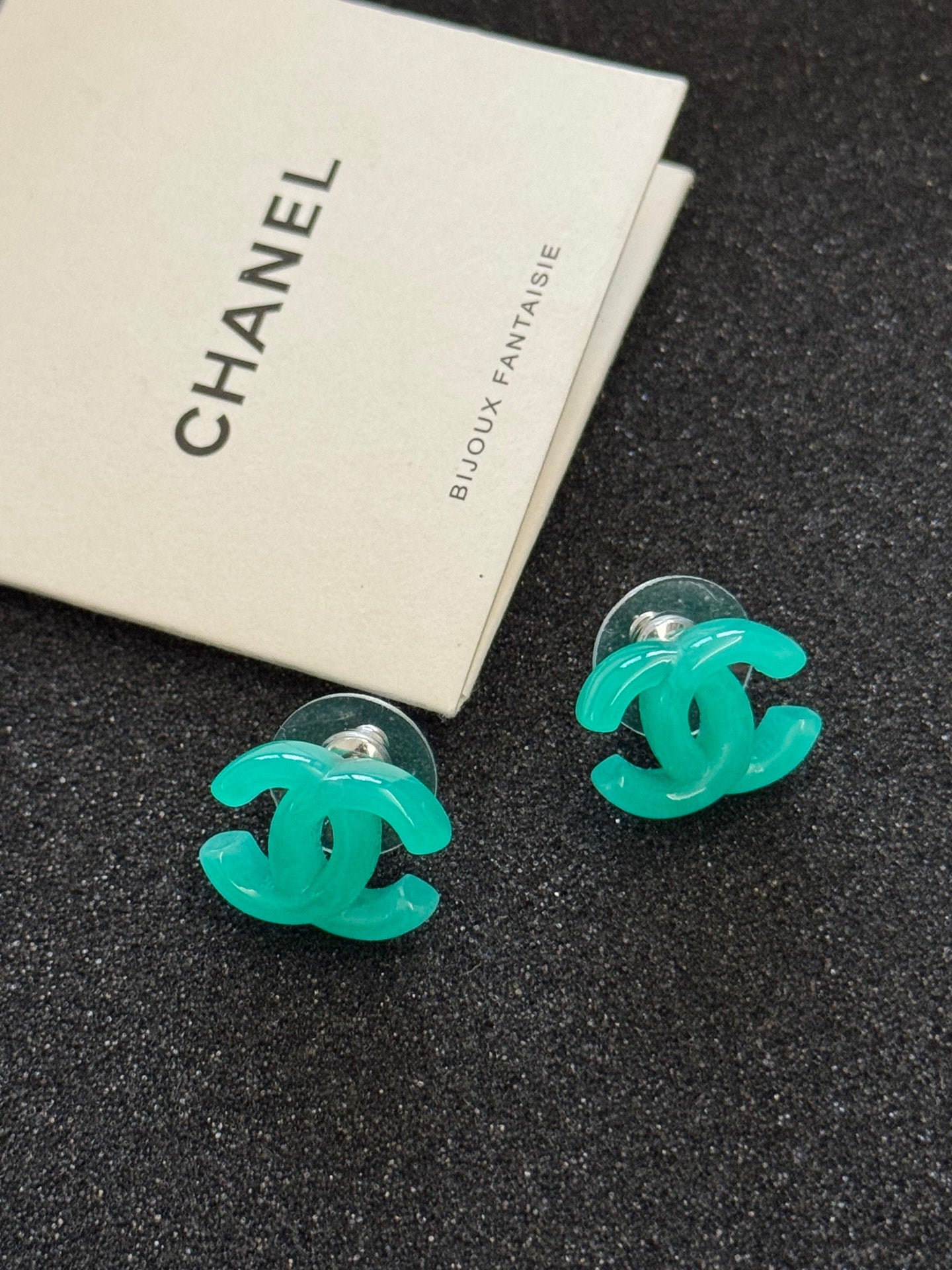 LuxluxHouse Low Price And High Quality Accessories Chanel