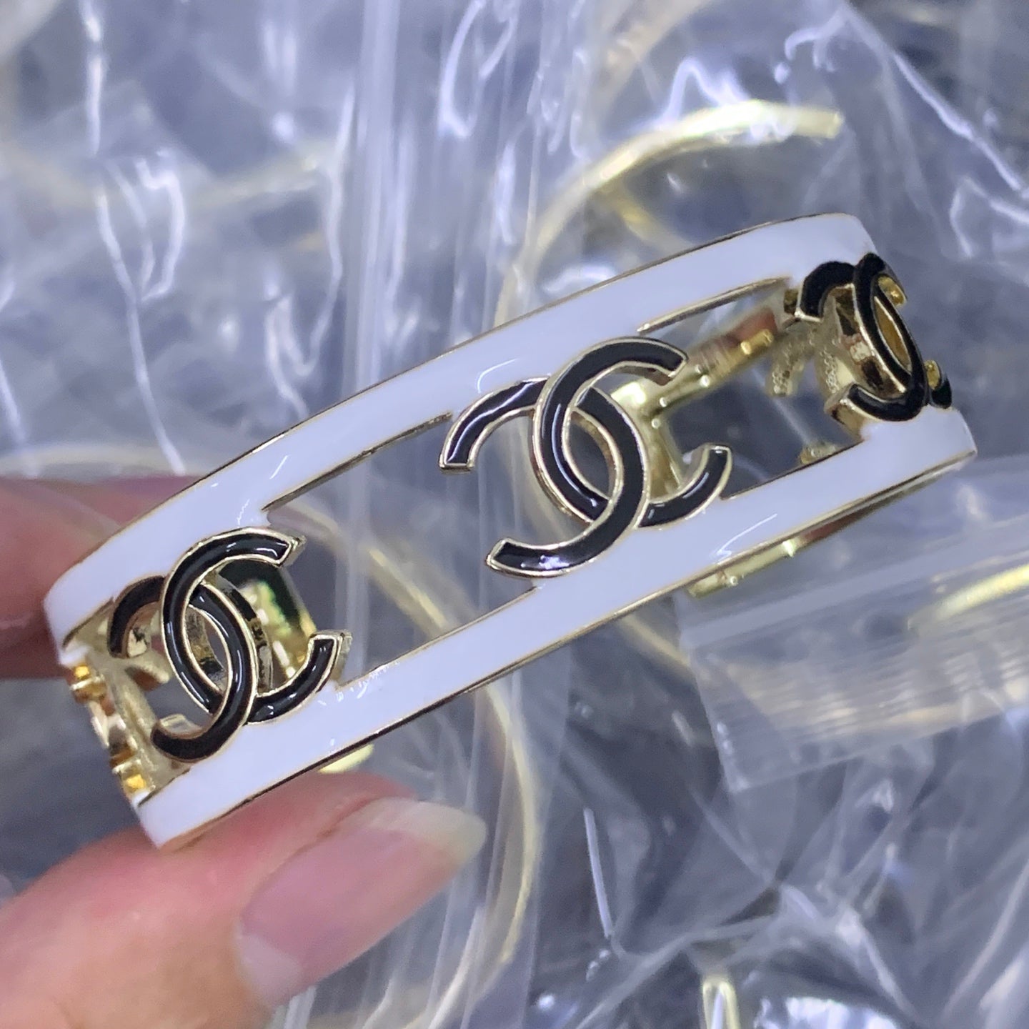 LuxluxHouse Low Price And High Quality Accessories Chanel