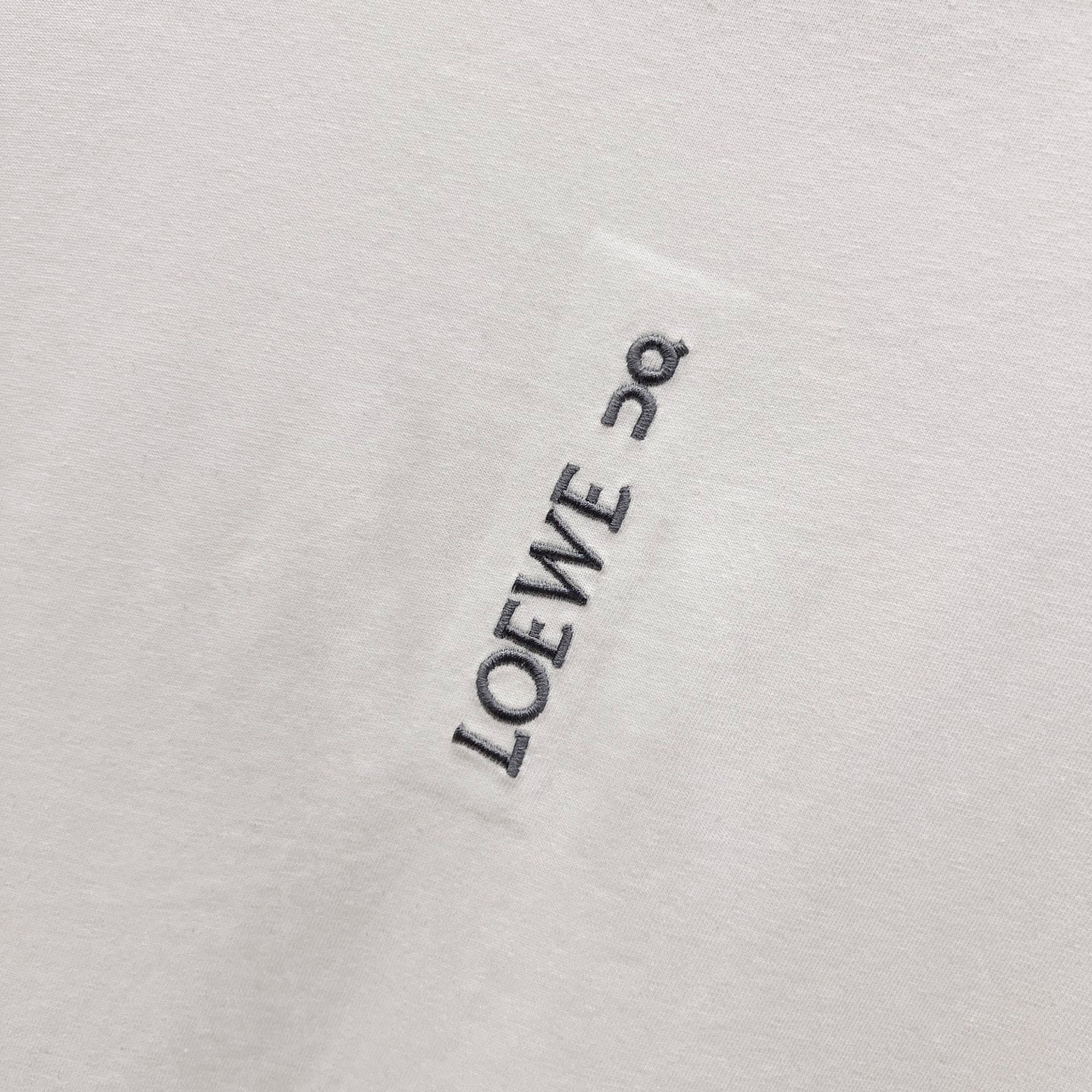 LuxluxHouse Best Quality Clothes T-shirt Loewe