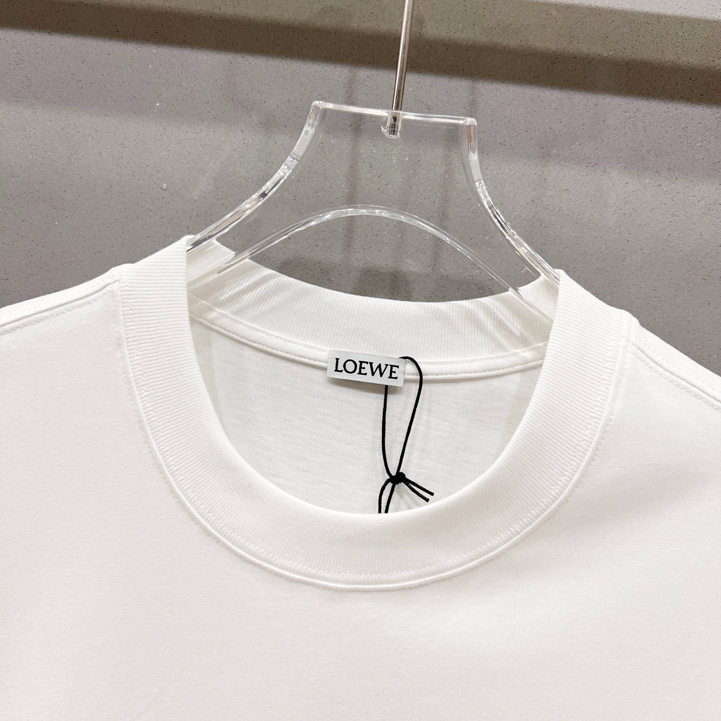 LuxluxHouse Best Quality Clothes T-shirt Loewe
