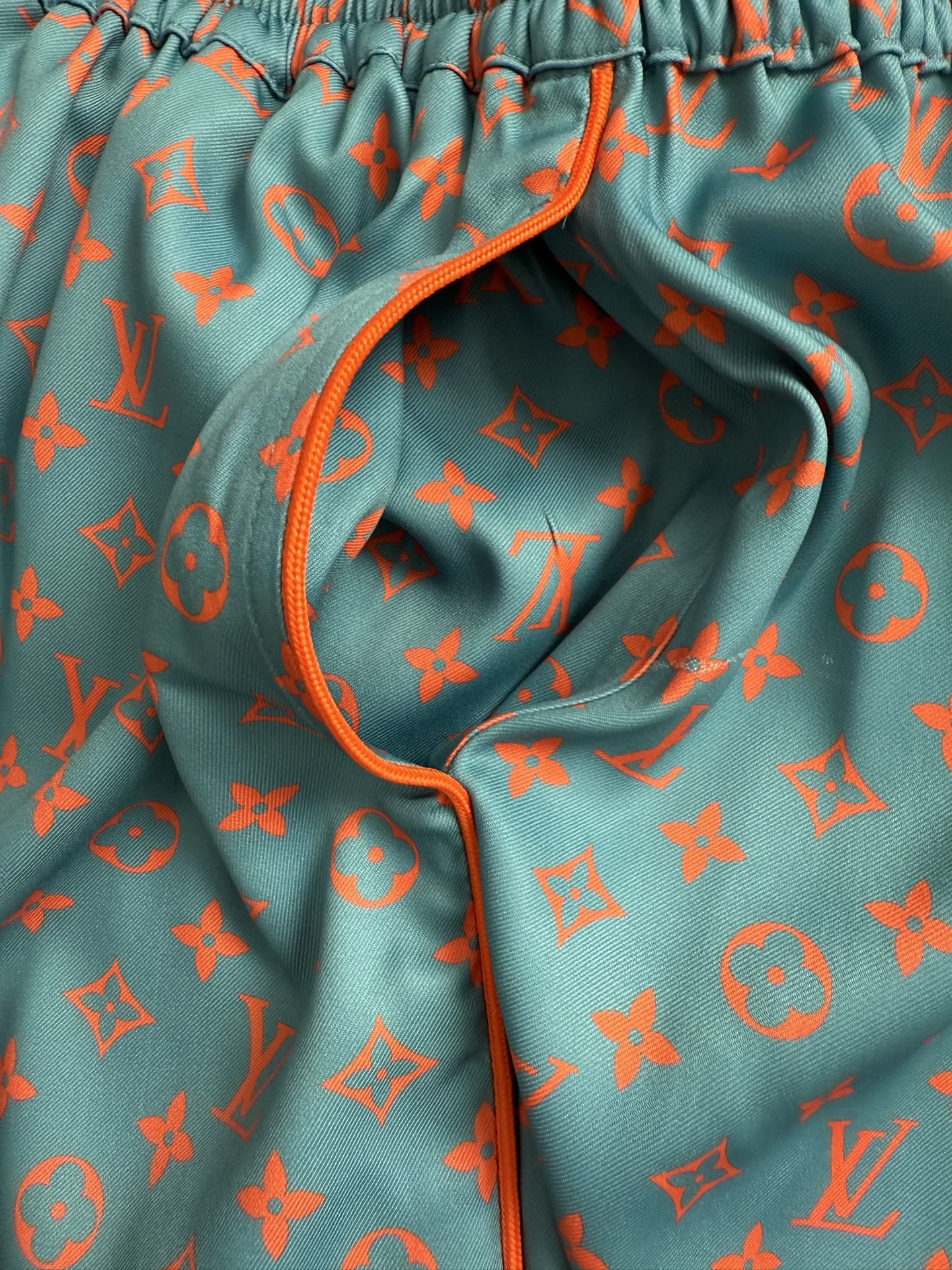 LuxluxHouse Best Quality Clothes Pants Louis Vuitton