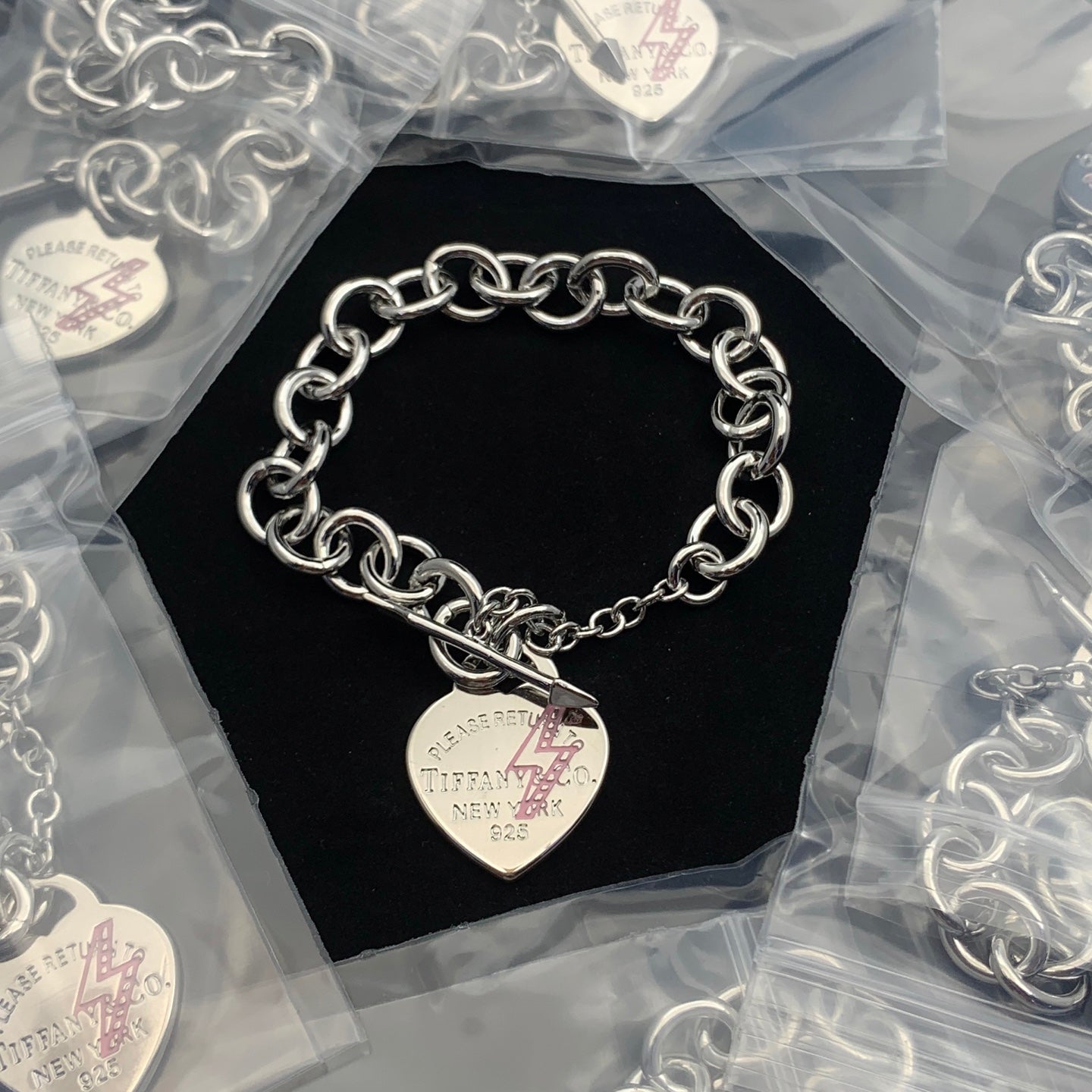 LuxluxHouse Low Price And High Quality Accessories Tiffany