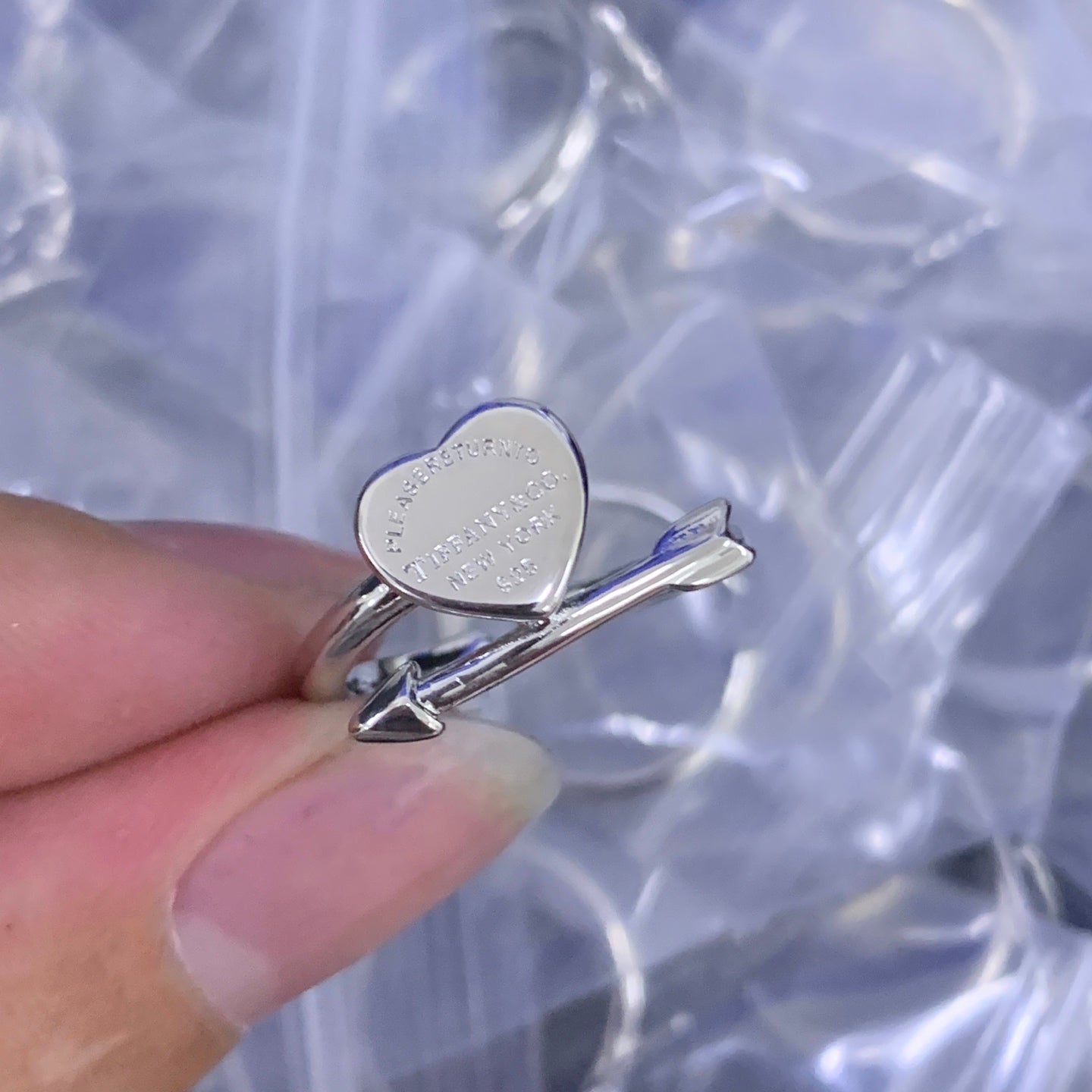 LuxluxHouse Low Price And High Quality Accessories Tiffany