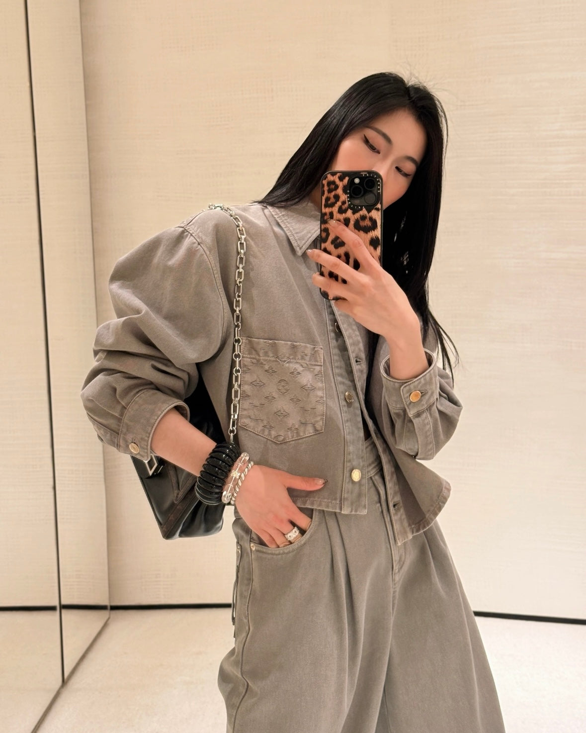 LuxluxHouse Best Quality Clothes Louis Vuitton