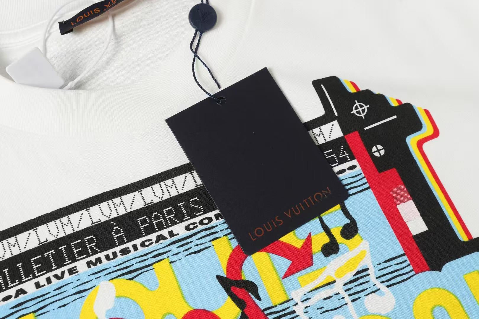 LuxluxHouse Best Quality Clothes T-shirt Louis Vuitton