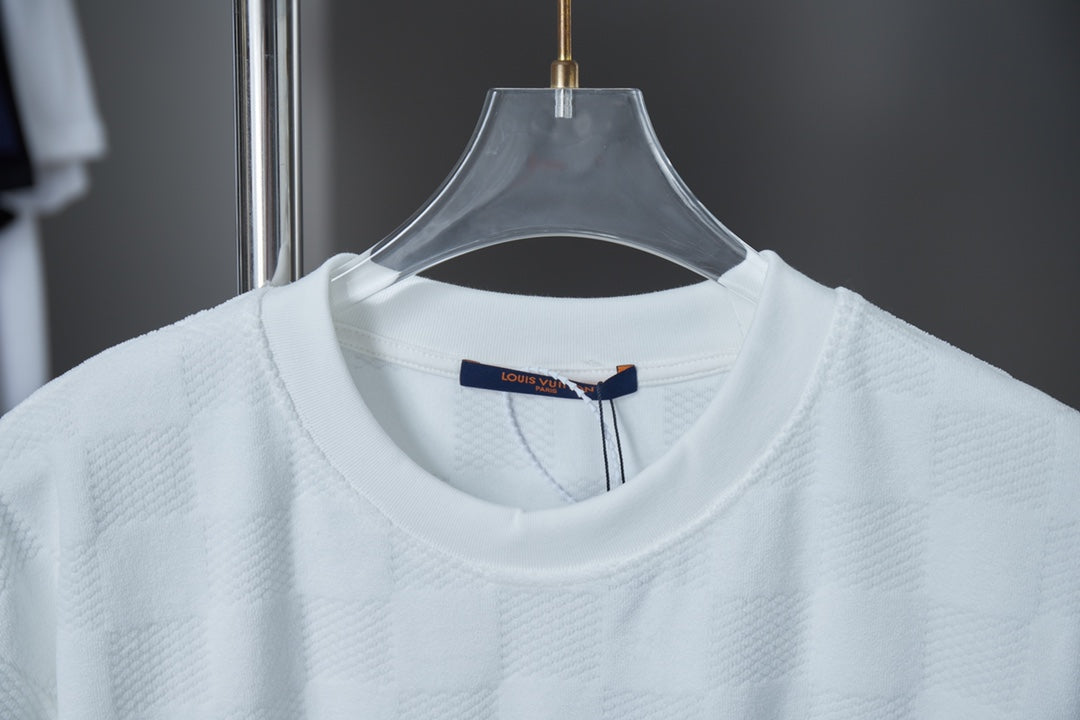 LuxluxHouse Best Quality Clothes T-shirt Louis Vuitton