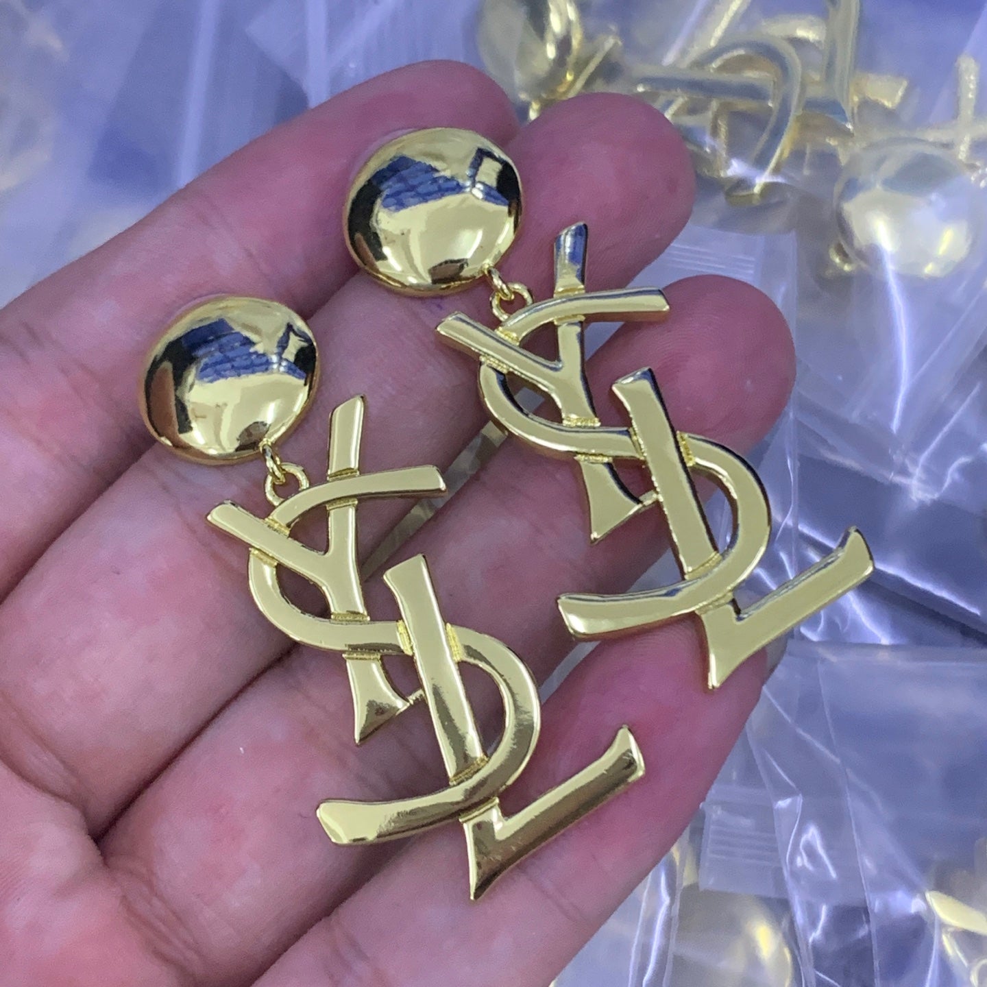LuxluxHouse Low Price And High Quality Accessories YSL