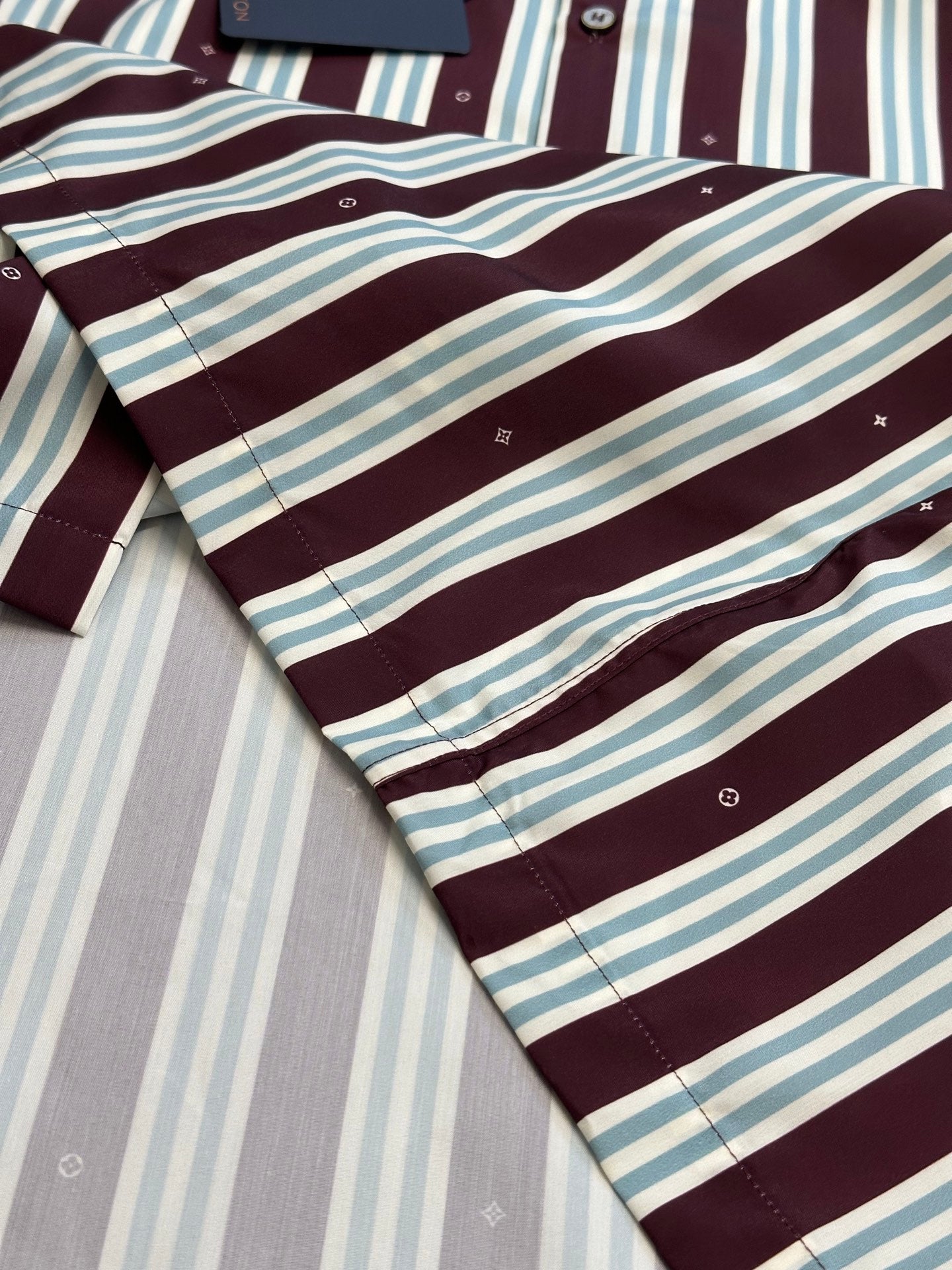LuxluxHouse Best Quality Clothes Shirts&Polo Louis Vuitton