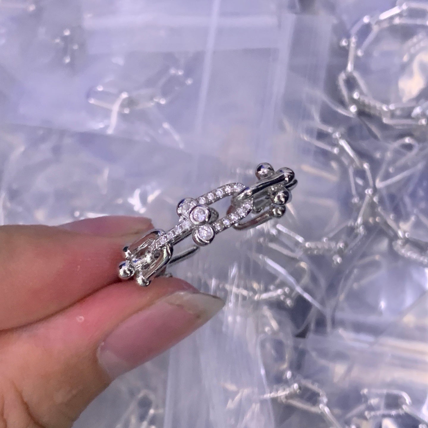 LuxluxHouse Low Price And High Quality Accessories Tiffany