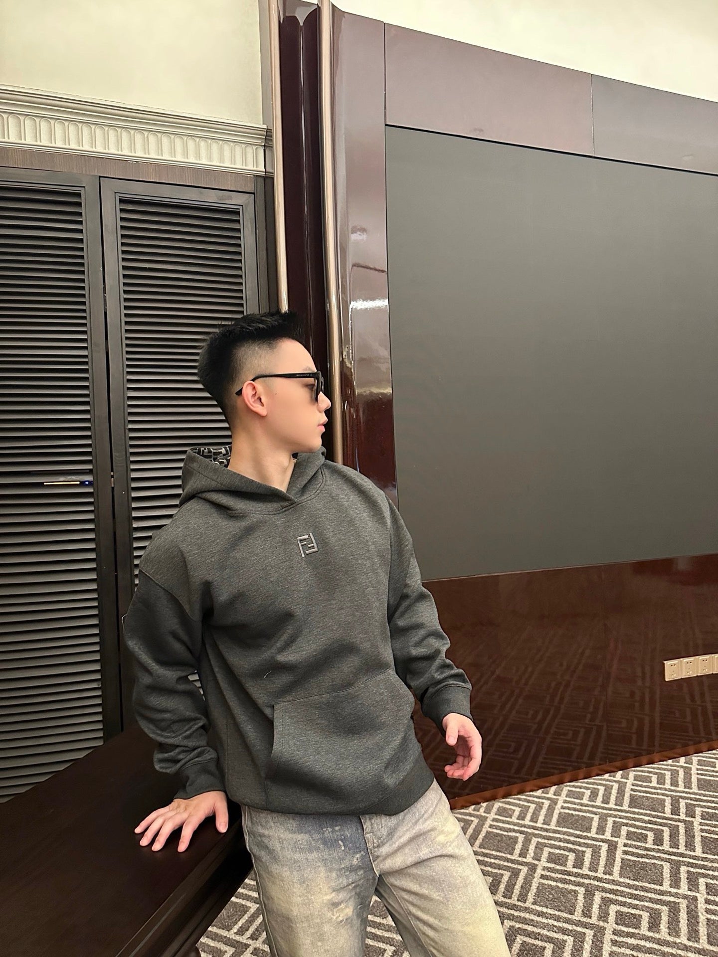 LuxluxHouse Best Quality Clothes Fendi Hoodie & Sweater