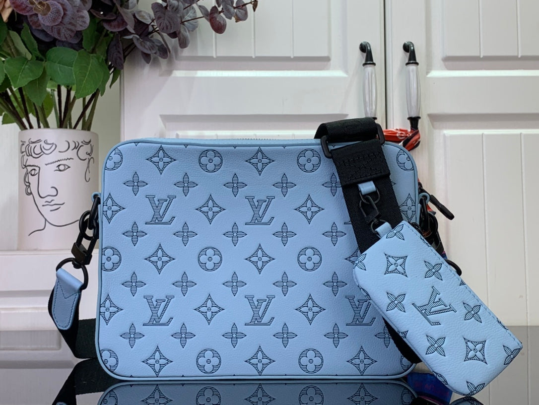 LuxluxHouse Best Quality Bags Louis Vuitton Men
