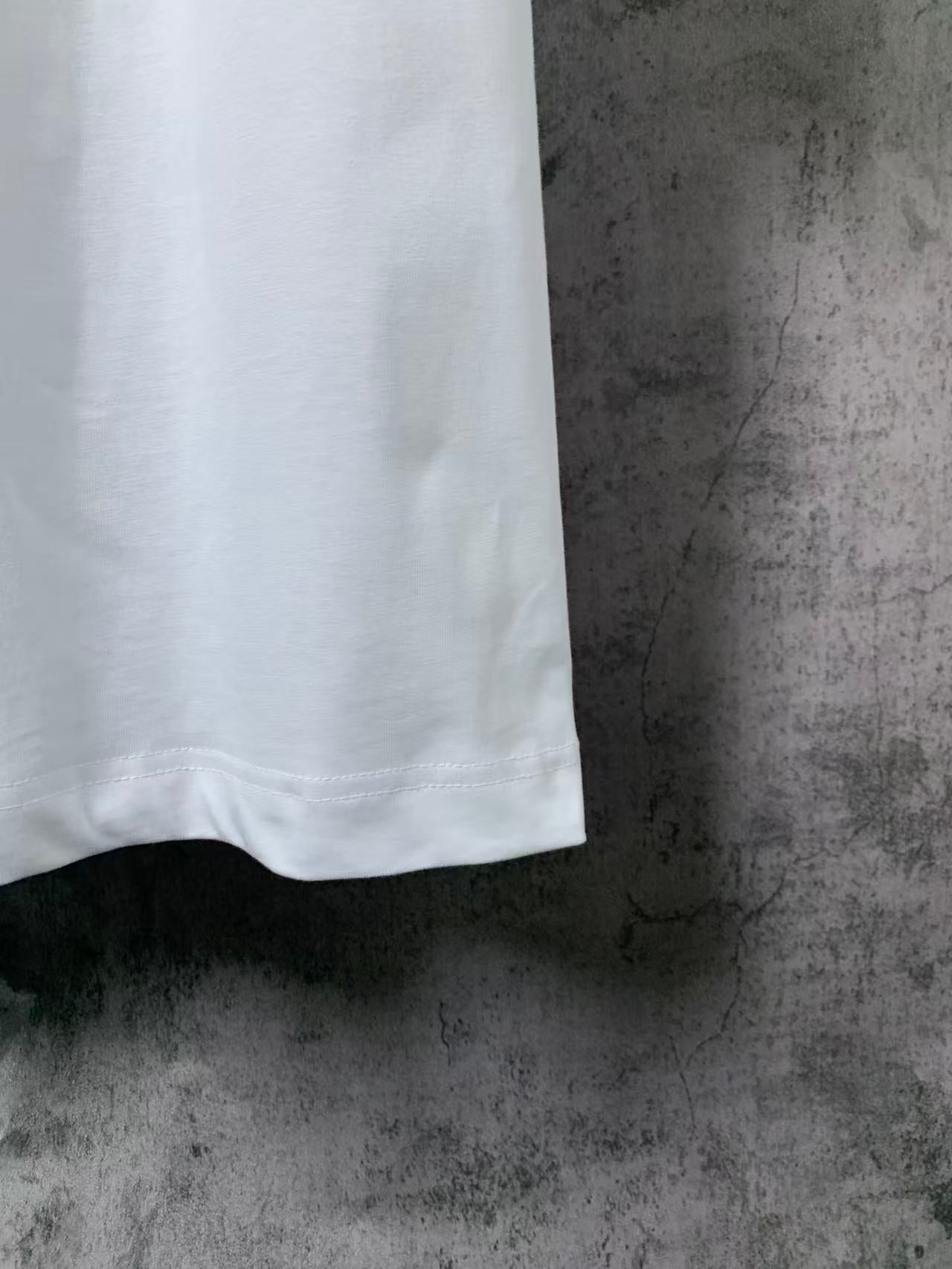 LuxluxHouse Best Quality Clothes Givenchy T-shirt