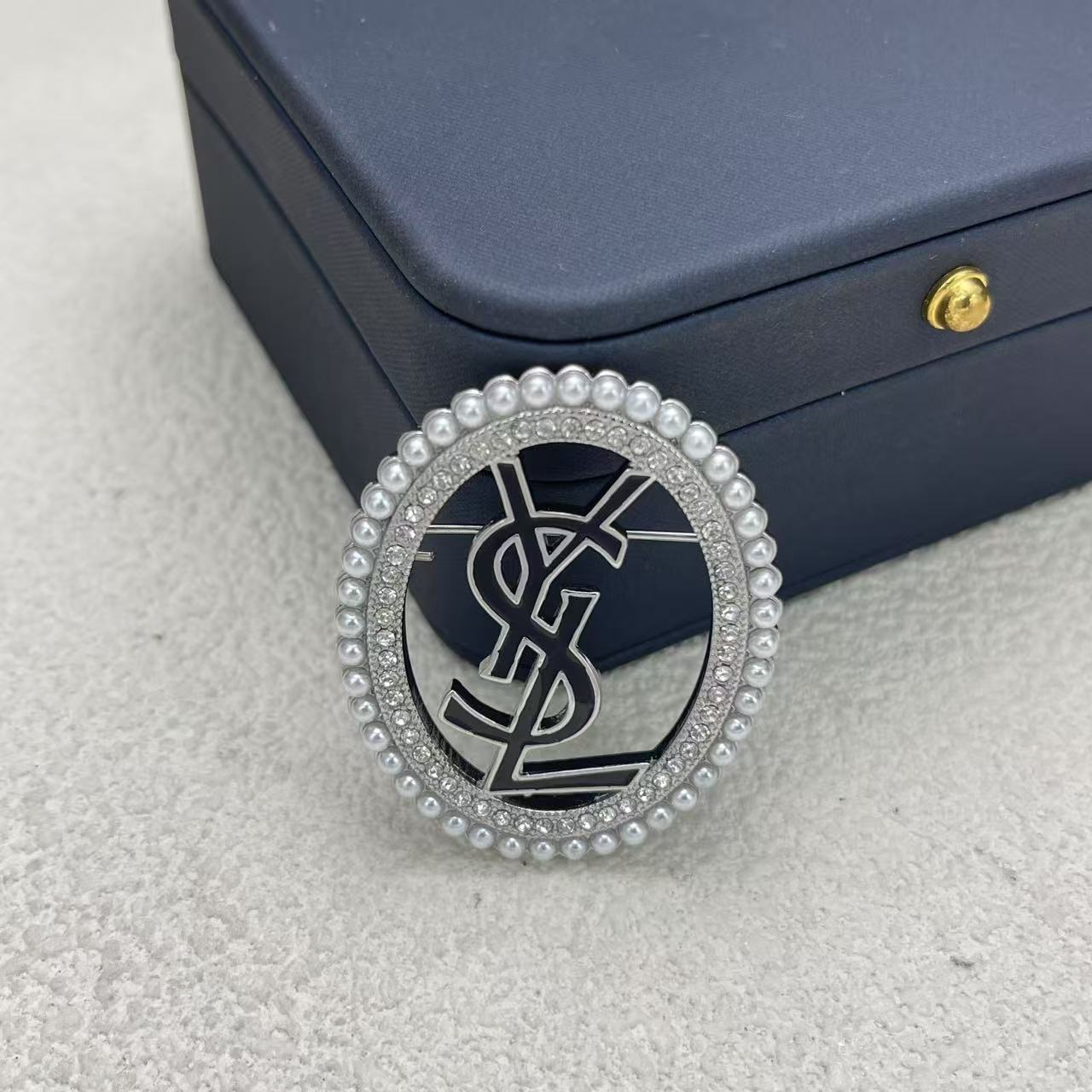 LuxluxHouse Low Price And High Quality Accessories YSL